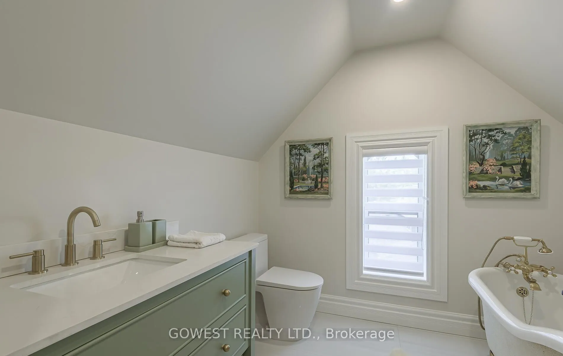 376 Chartwell Road