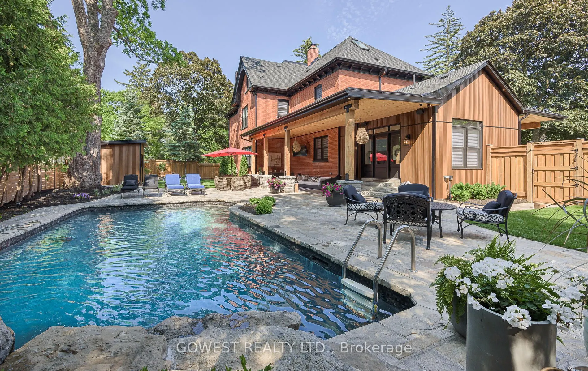 376 Chartwell Road