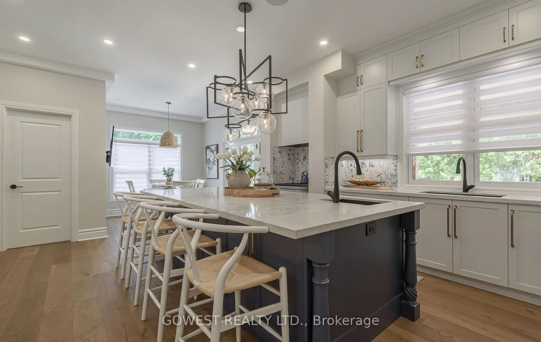 376 Chartwell Road