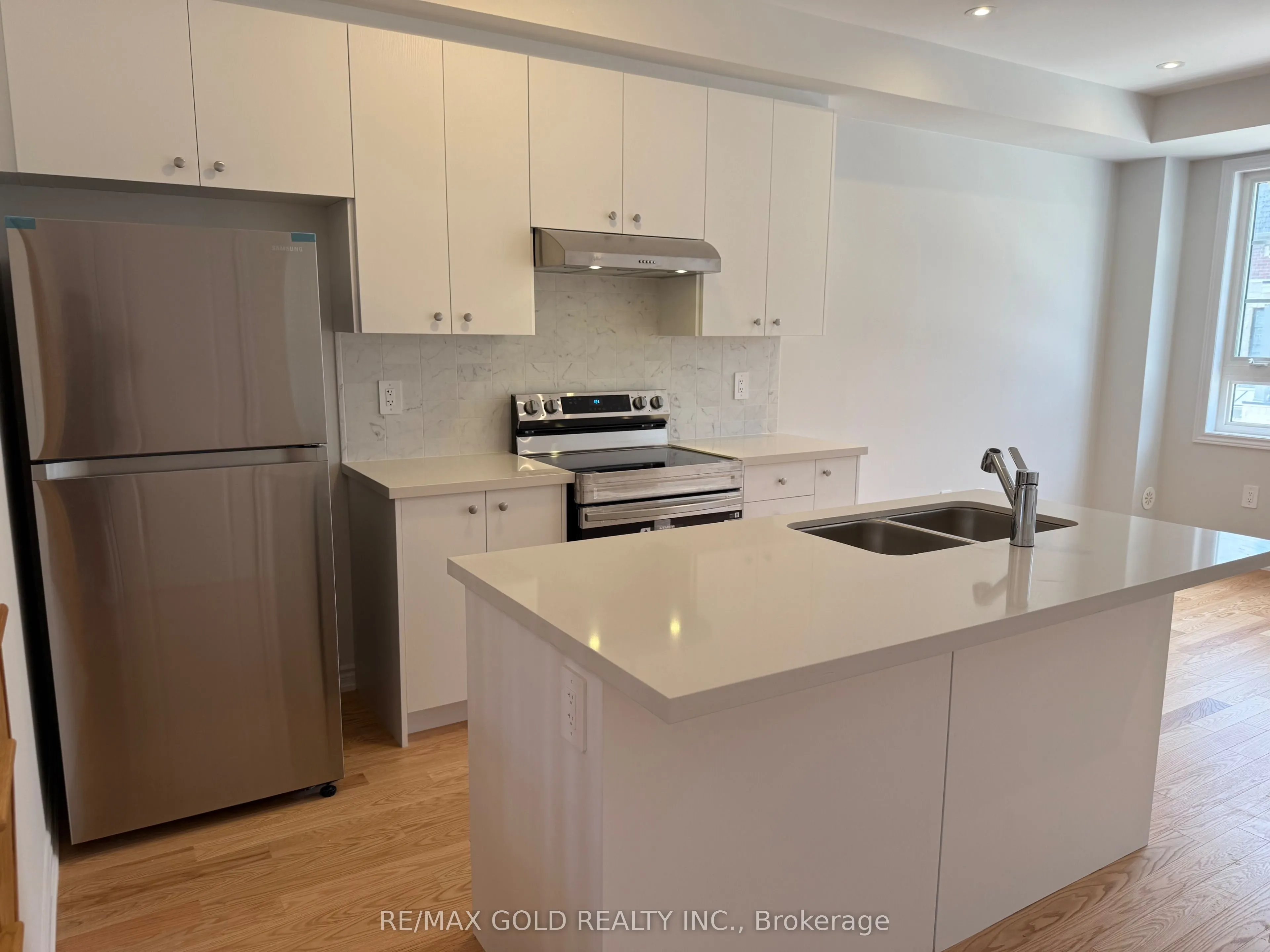 5954 Saigon Street