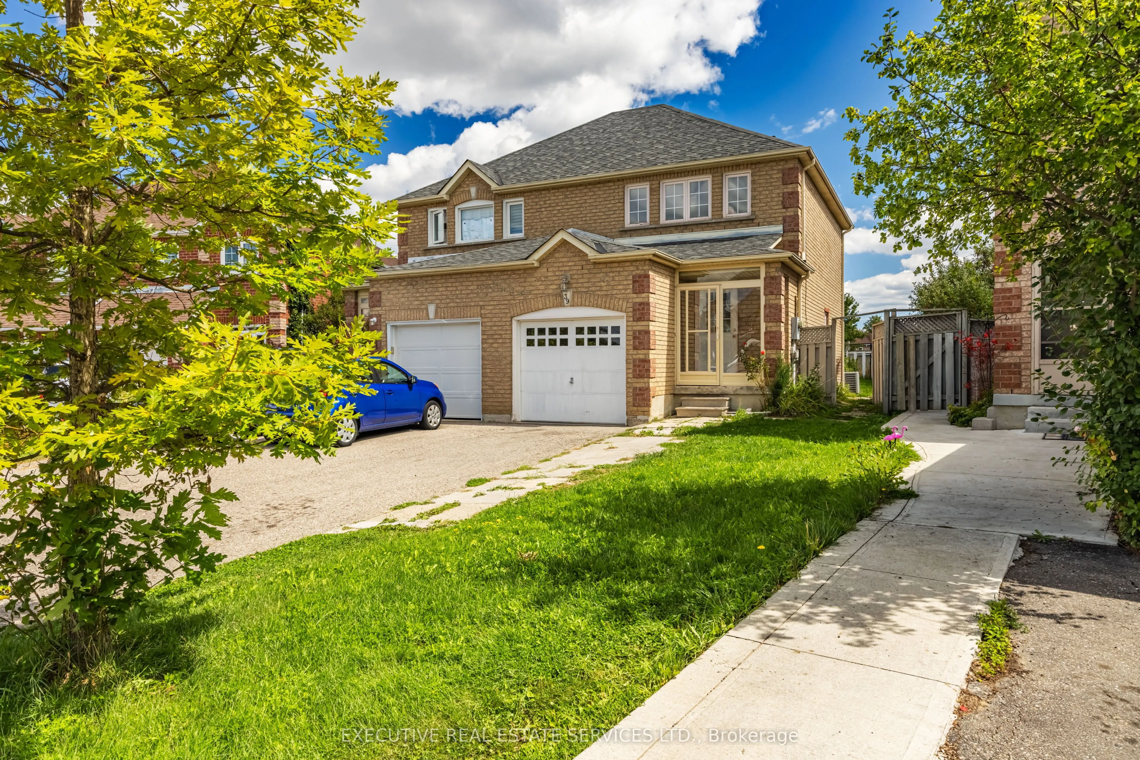 39 Caruso Drive