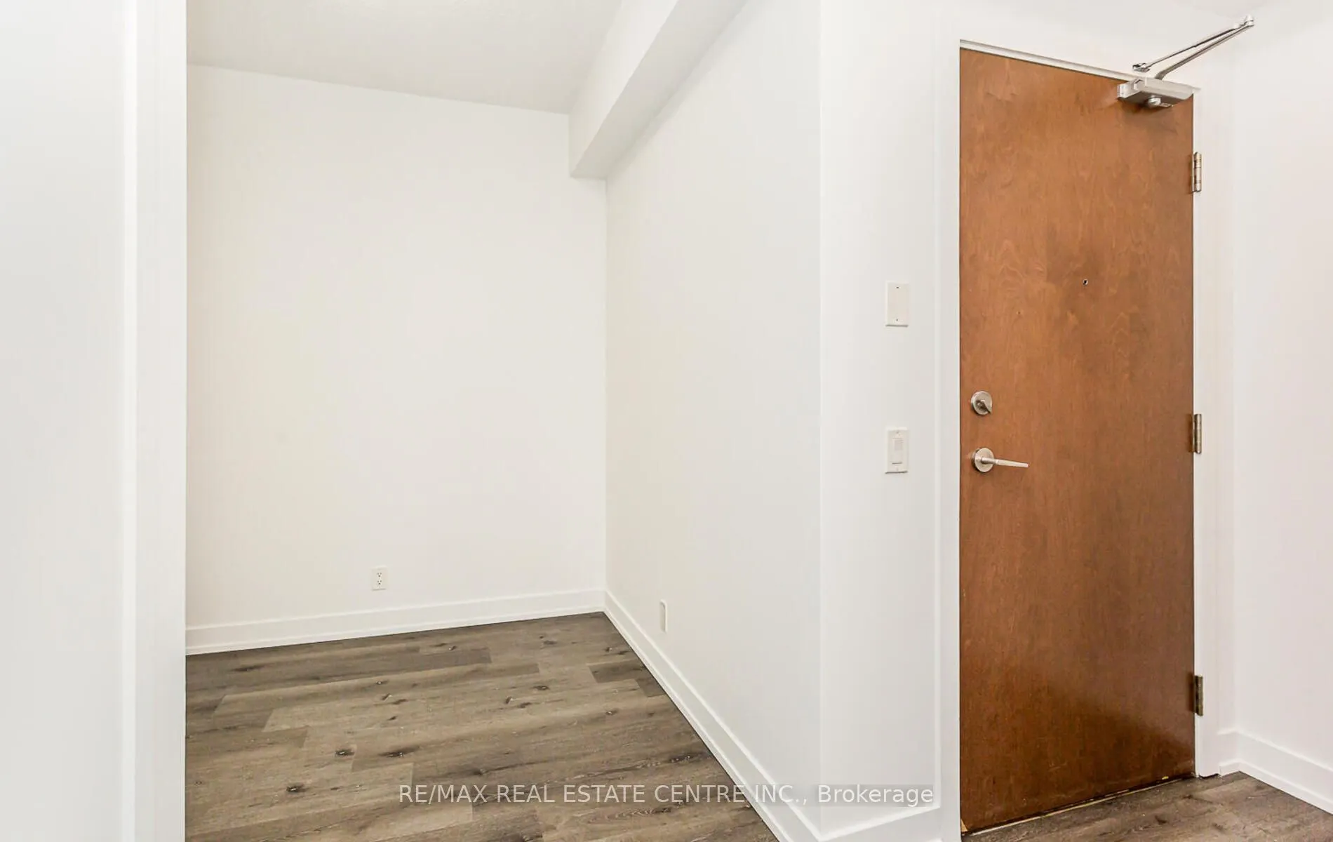 2212 Lakeshore Boulevard W, #2208
