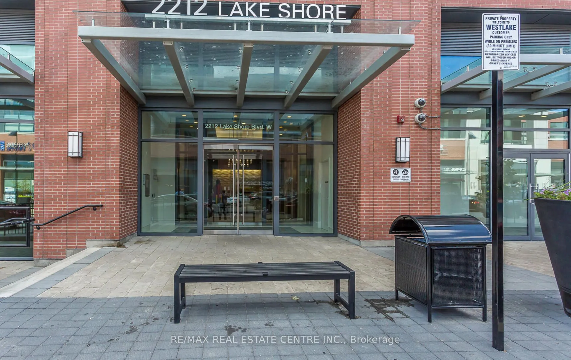 2212 Lakeshore Boulevard W, #2208