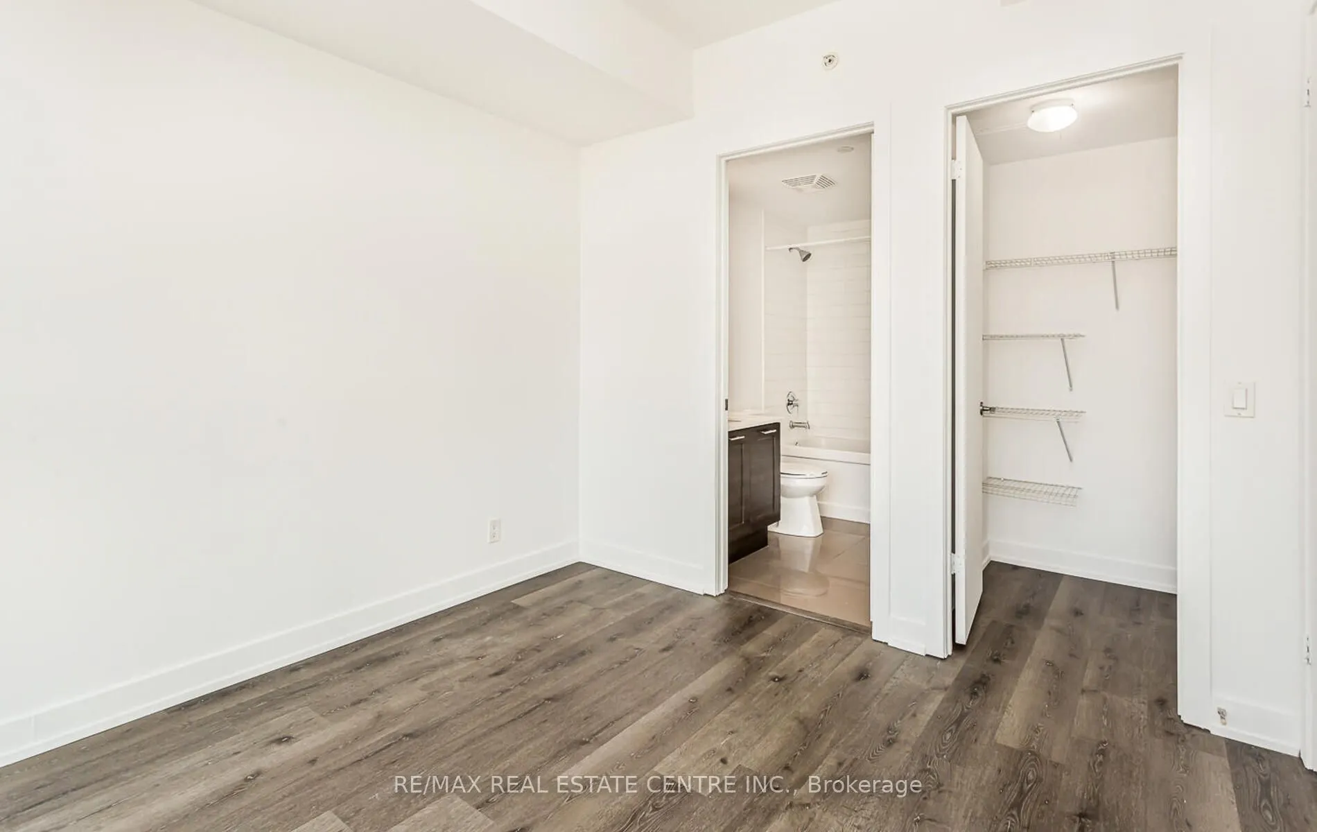 2212 Lakeshore Boulevard W, #2208