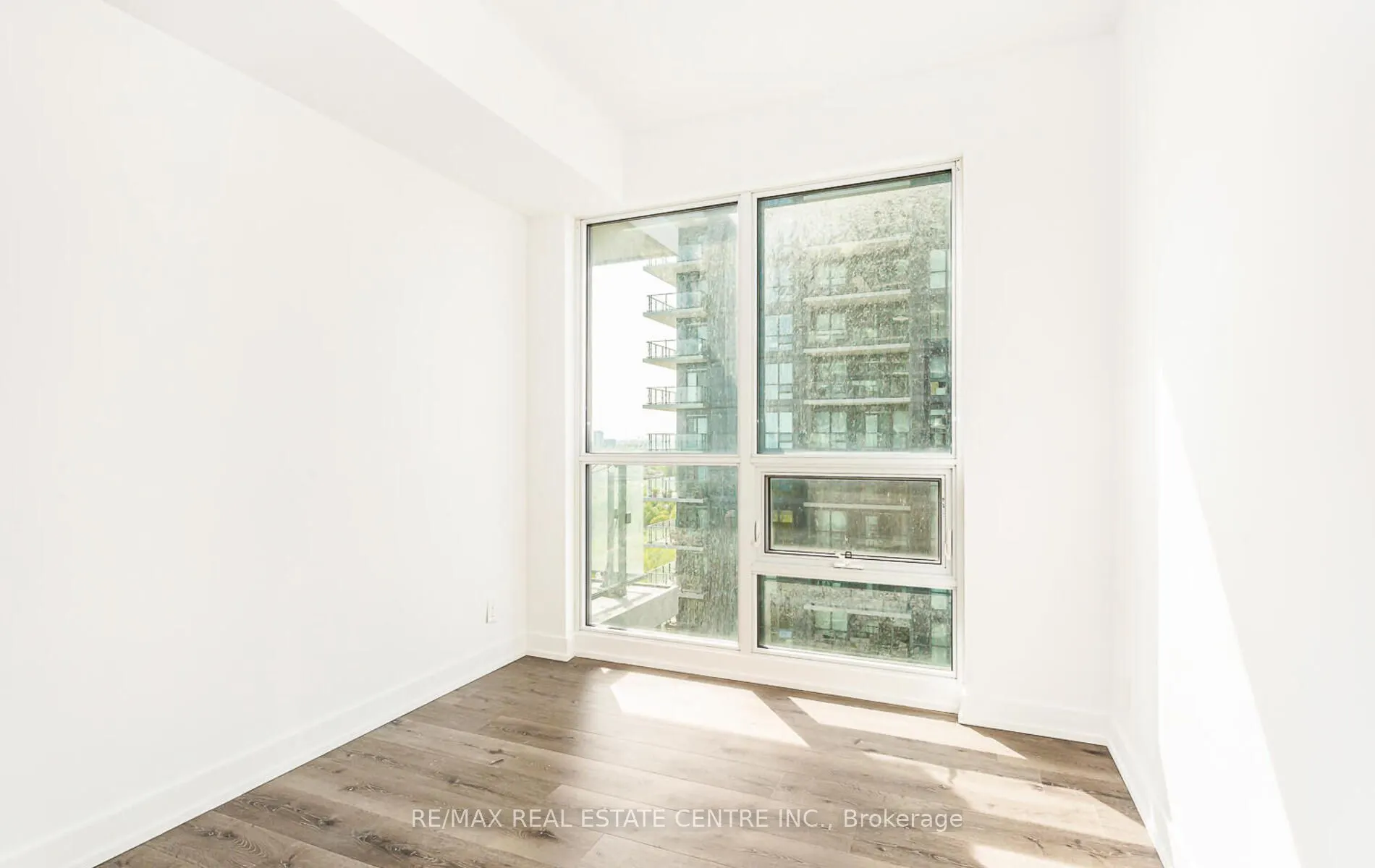 2212 Lakeshore Boulevard W, #2208