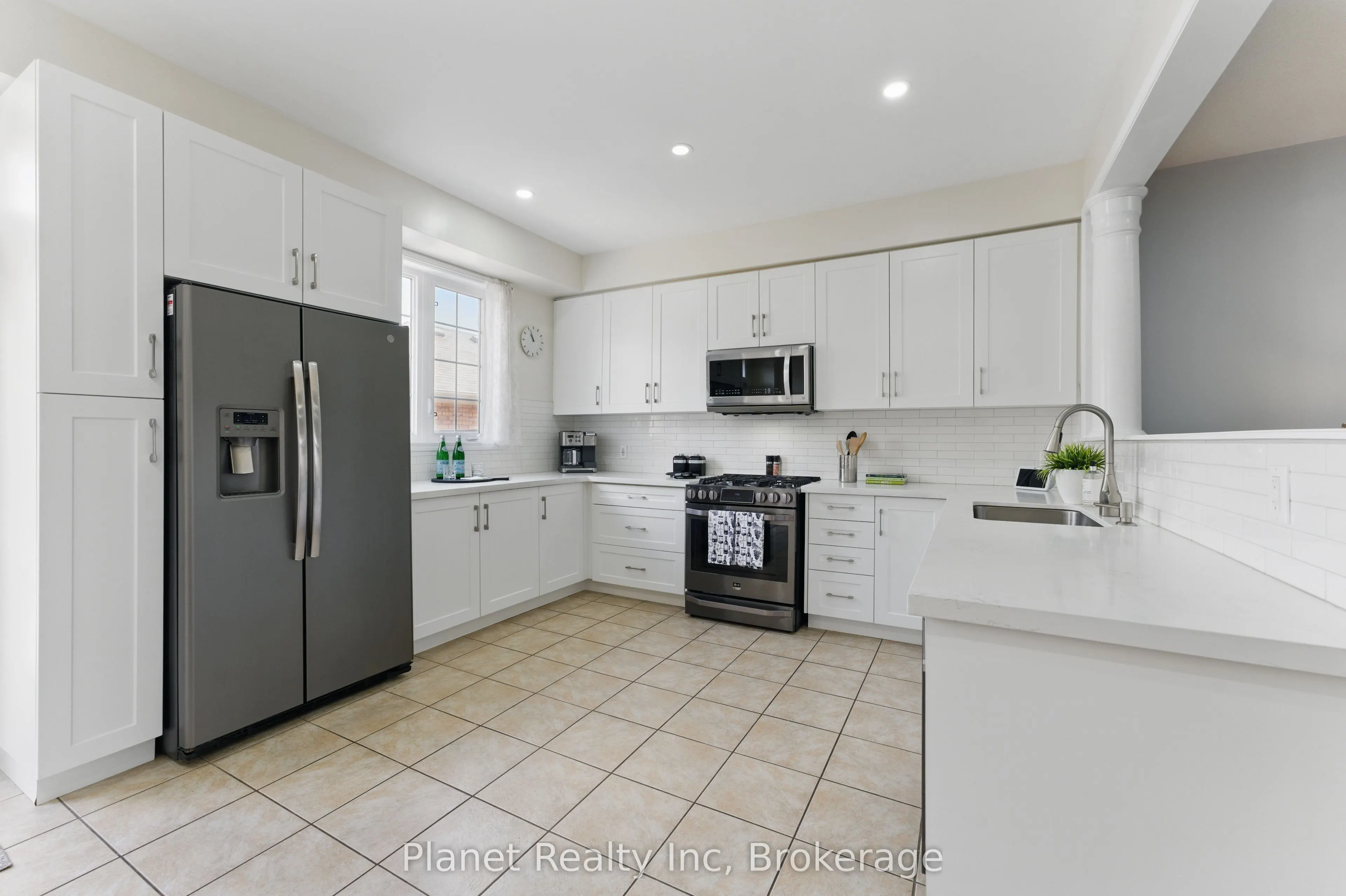 651 Farmstead Drive, #9