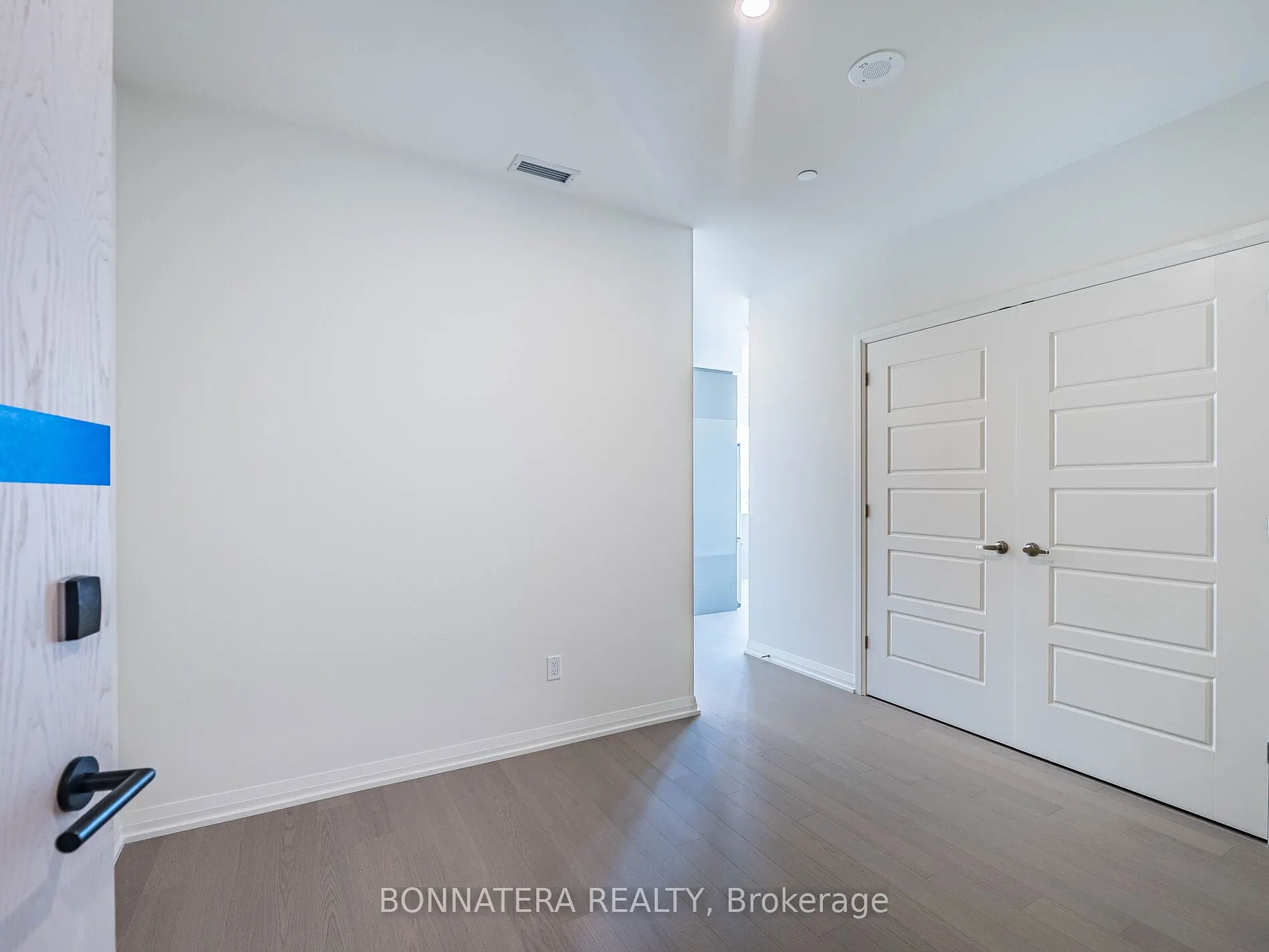 3006 William Cutmore Boulevard, #705