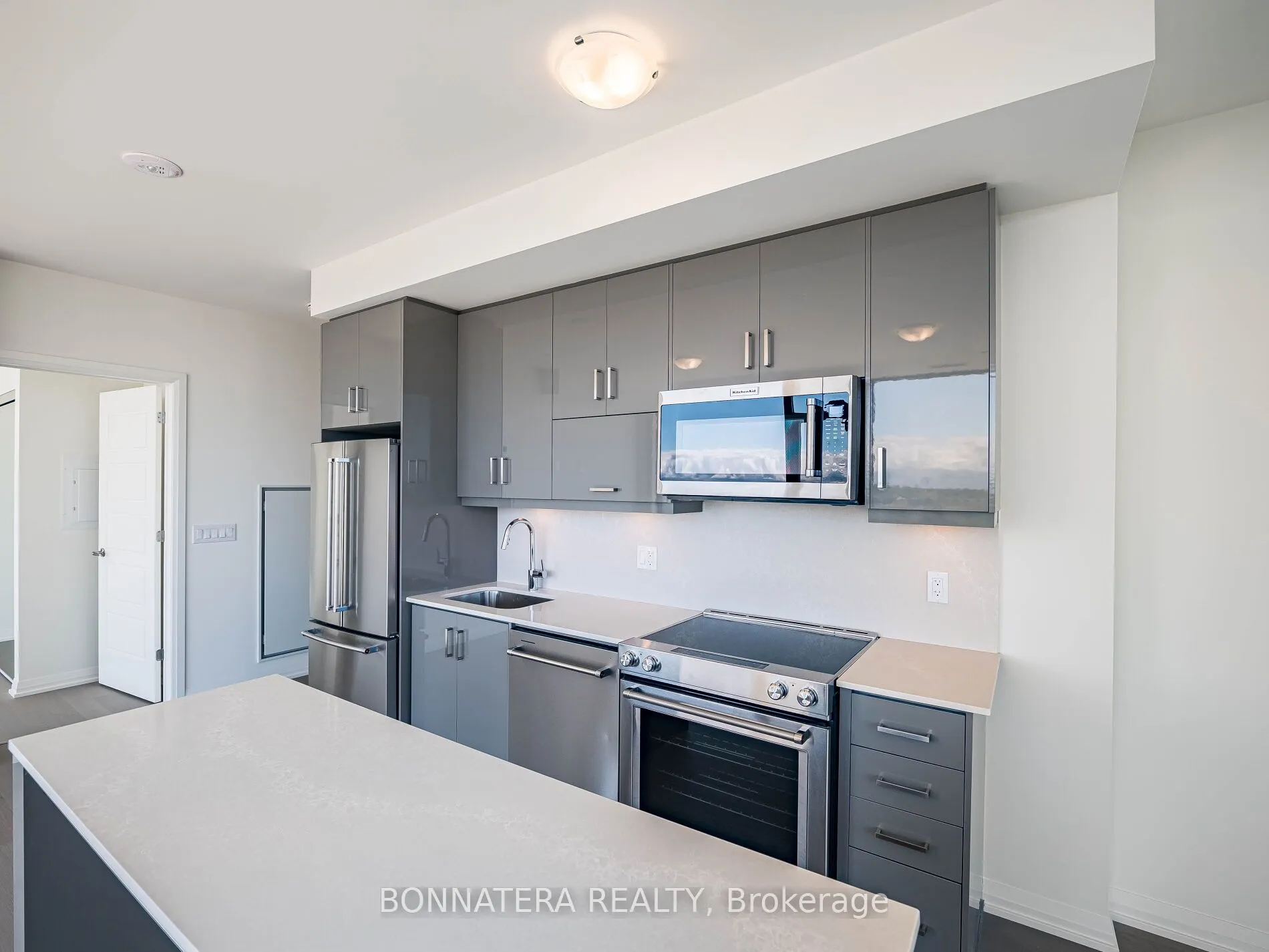 3006 William Cutmore Boulevard, #705
