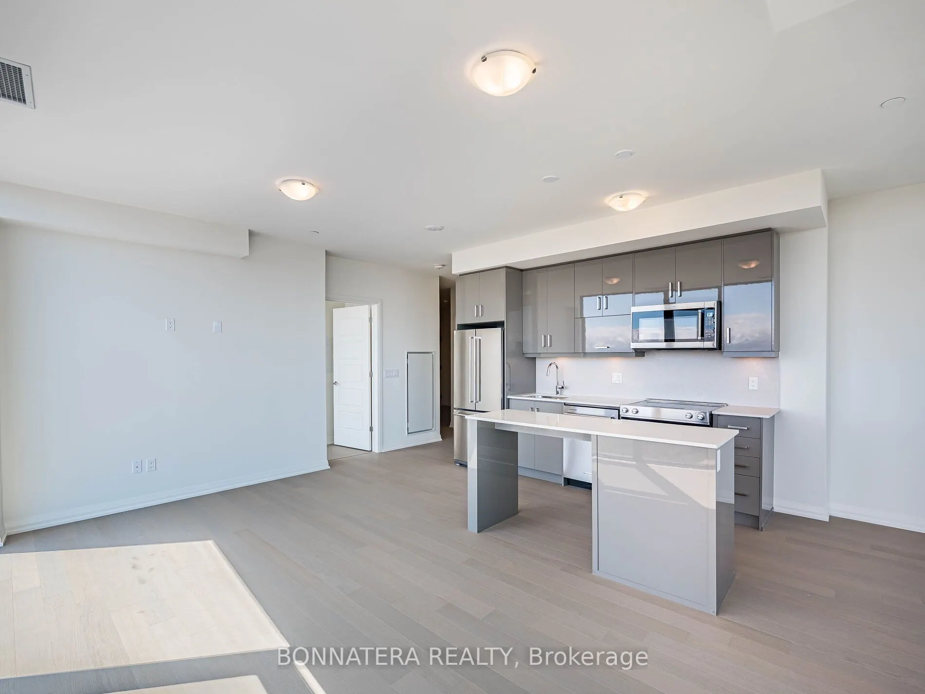 3006 William Cutmore Boulevard, #705