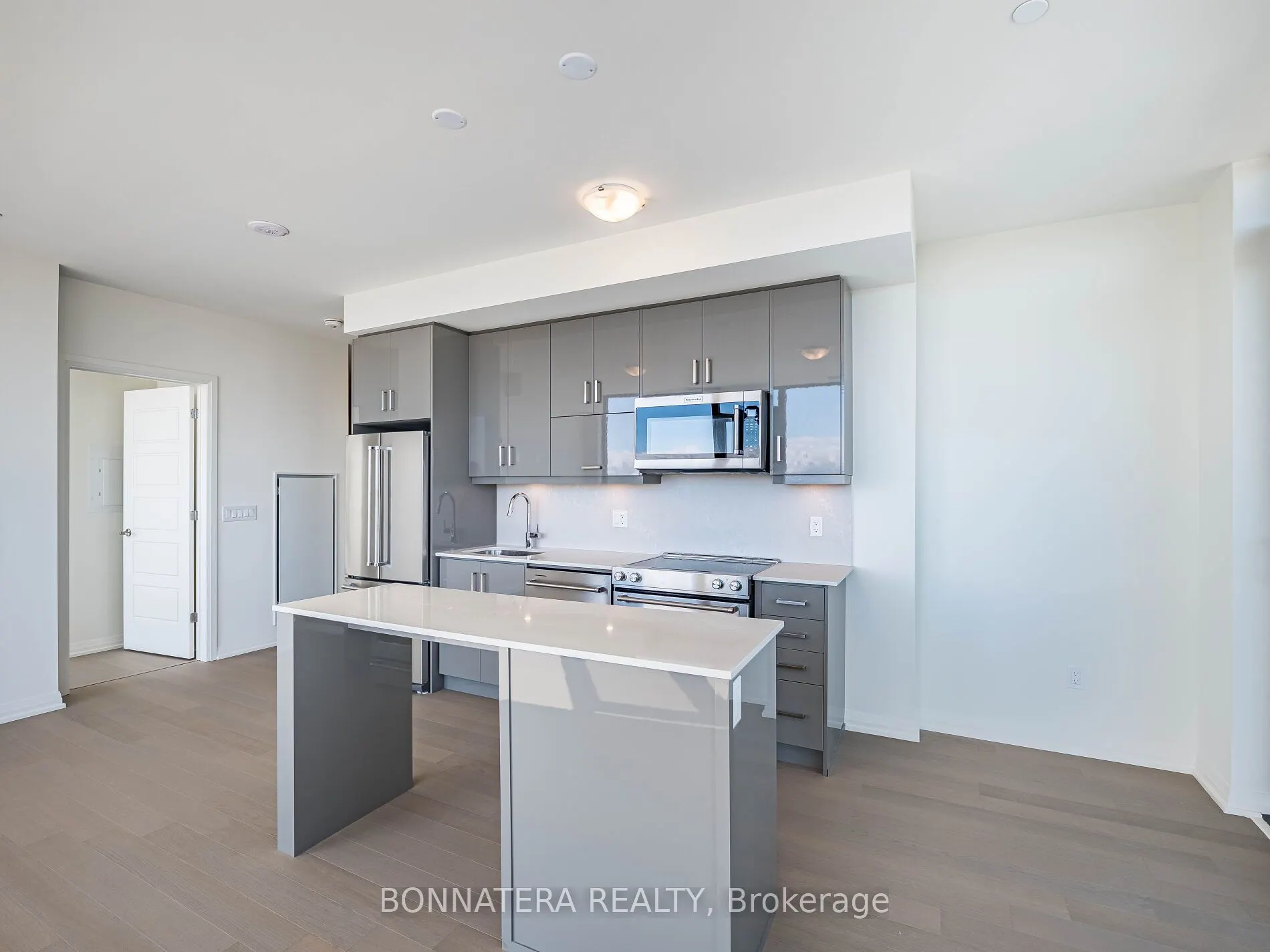 3006 William Cutmore Boulevard, #705