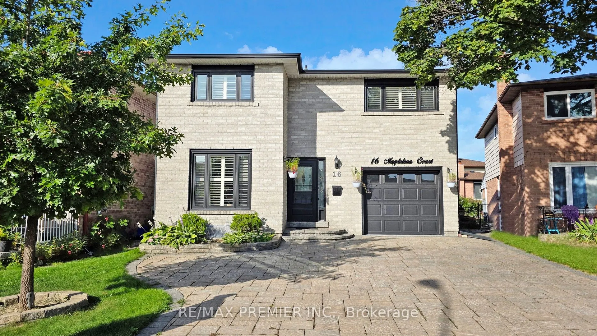 16 Magdalena Court