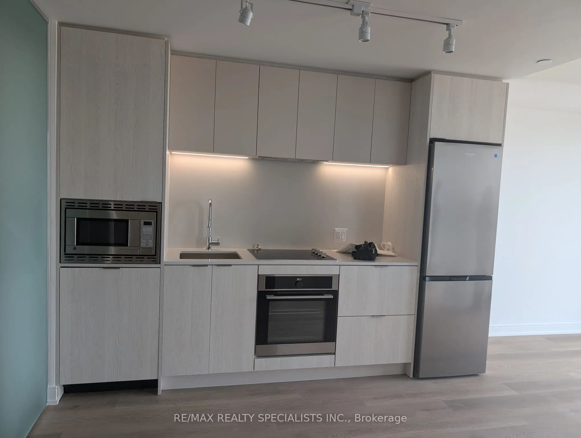 3009 Novar Road, #1502