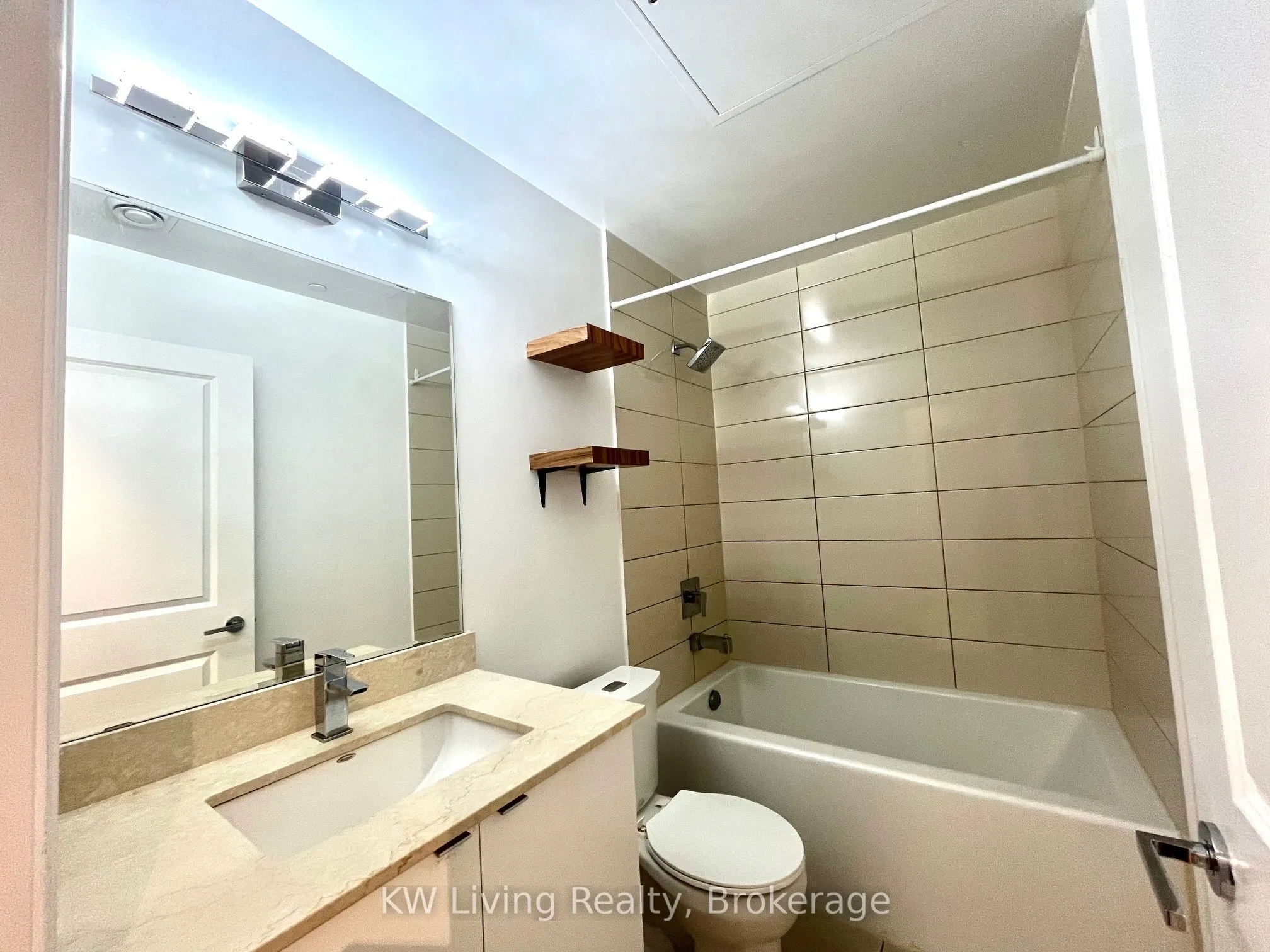 60 Annie Craig Drive, #311