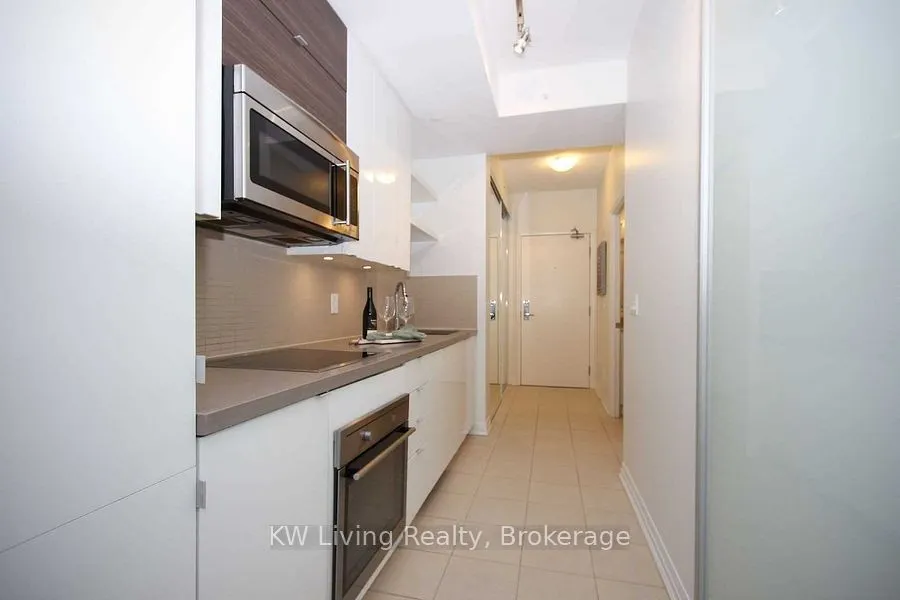 60 Annie Craig Drive, #311