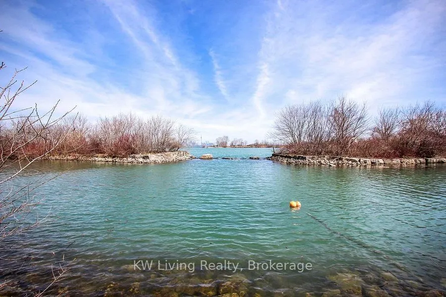 60 Annie Craig Drive, #311