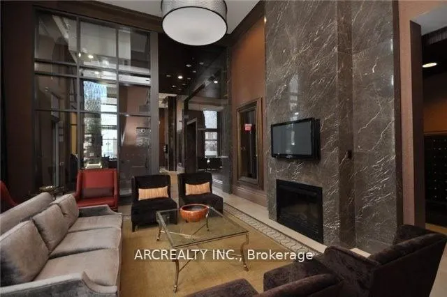 385 Prince Of Wales Drive, #3011