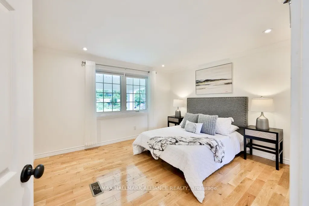 1316 Cambridge Drive