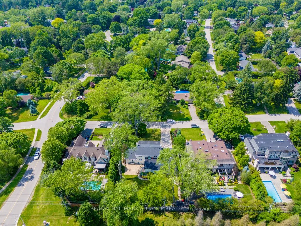 1316 Cambridge Drive