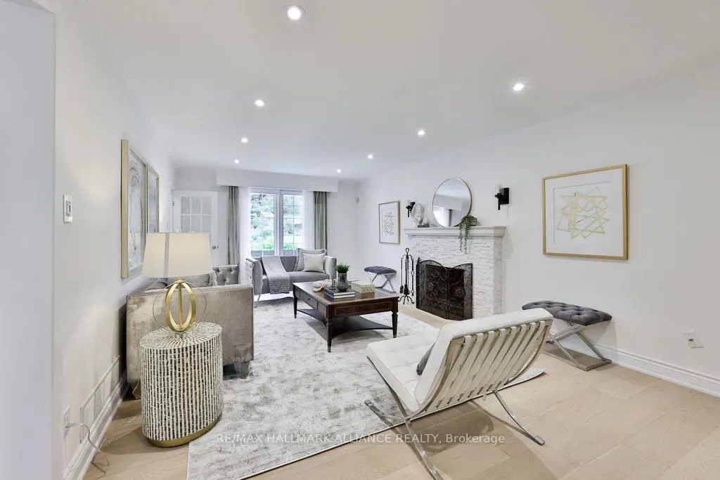 1316 Cambridge Drive