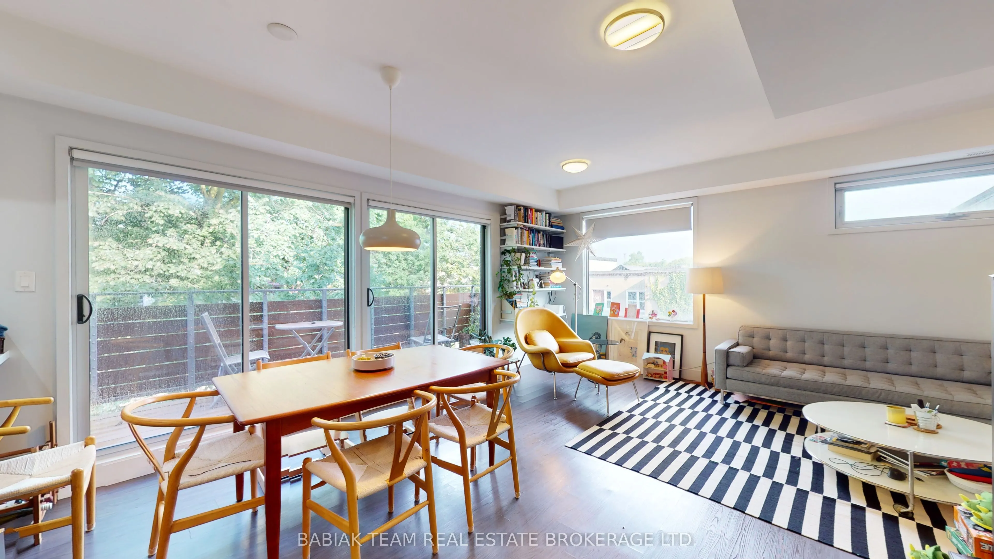 332 High Park Avenue, #306