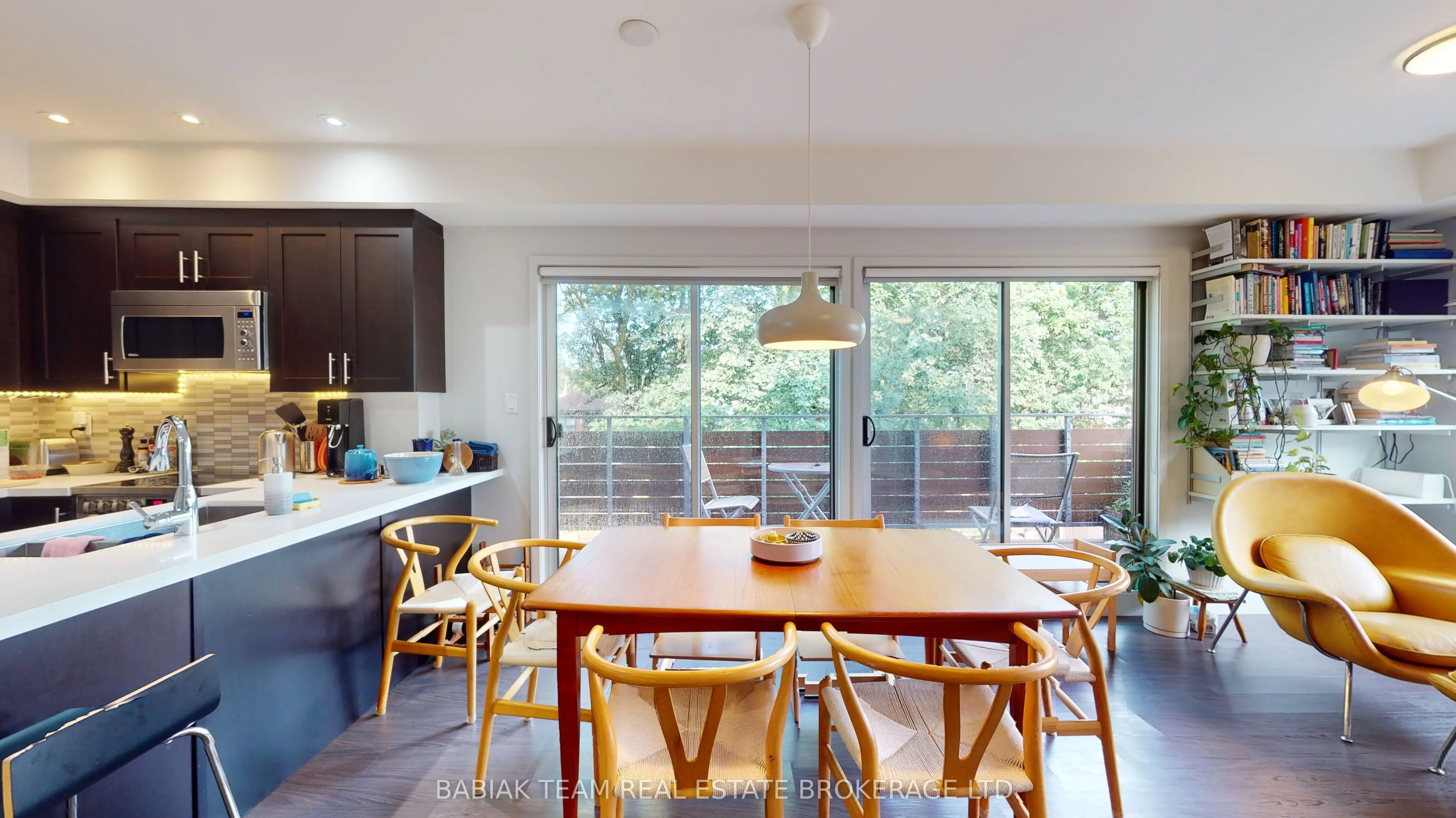 332 High Park Avenue, #306