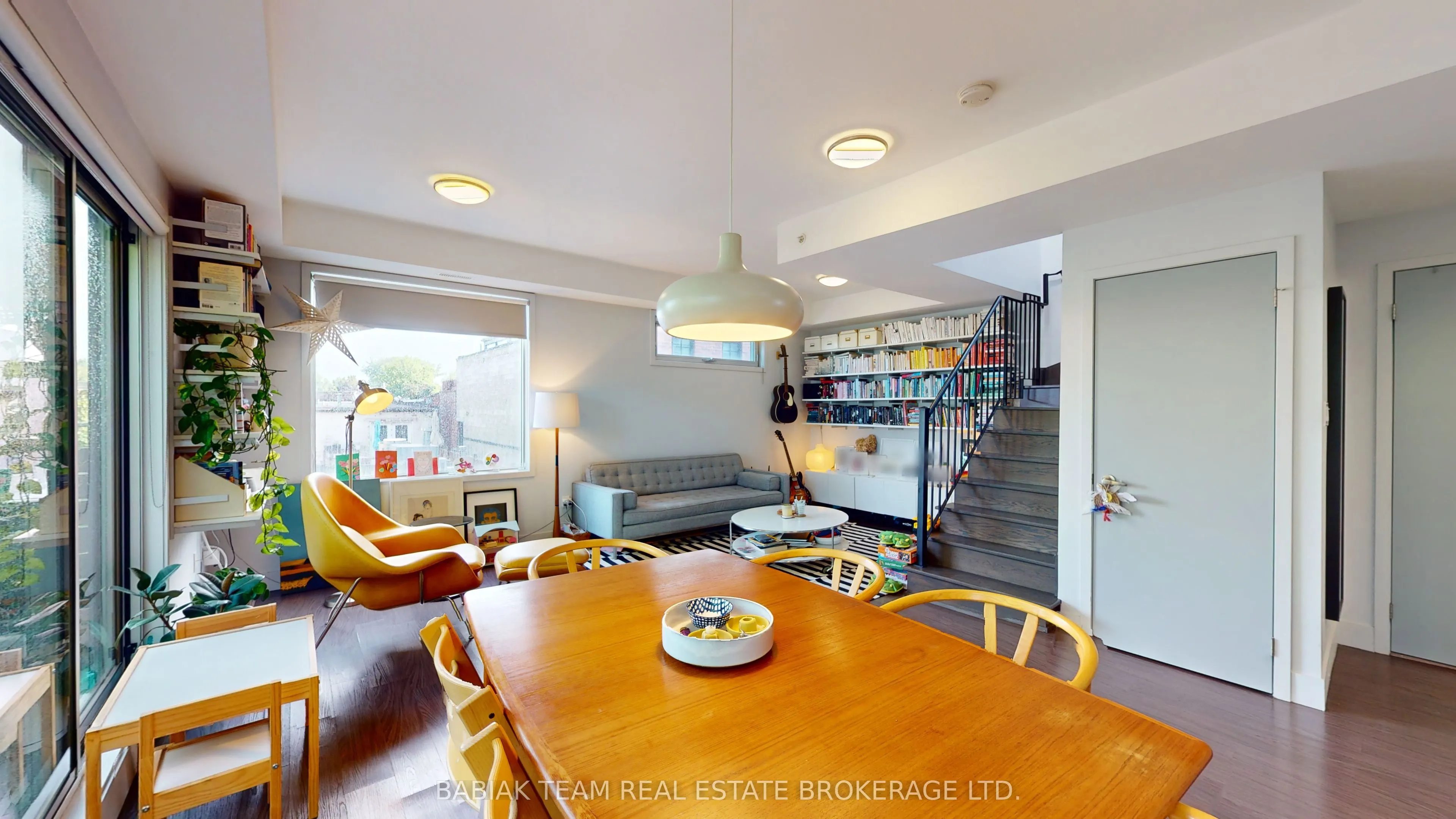 332 High Park Avenue, #306