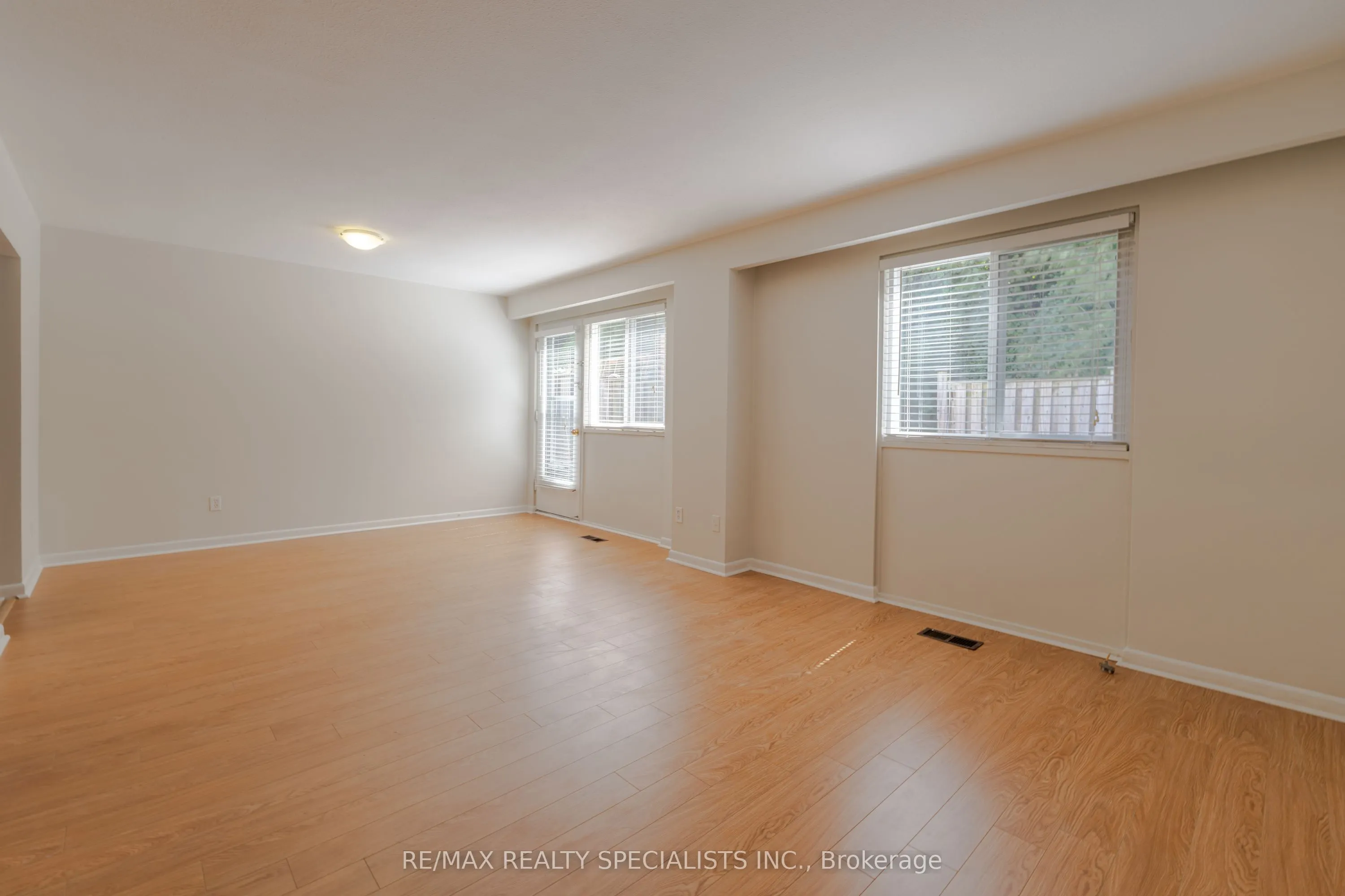 3308 The Credit Woodlands, #20