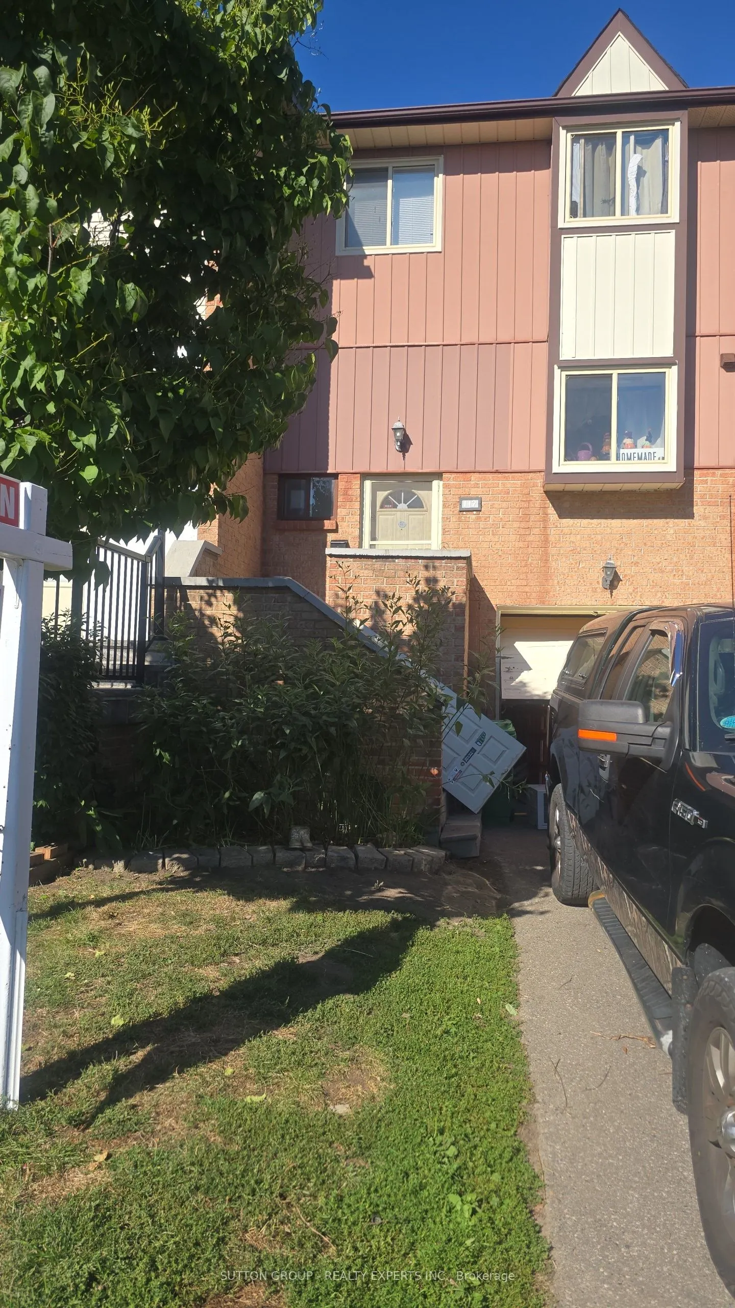 112 Baronwood Court, #112