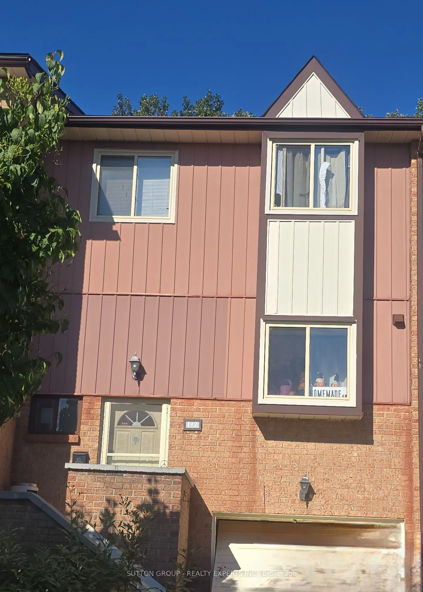 112 Baronwood Court, #112