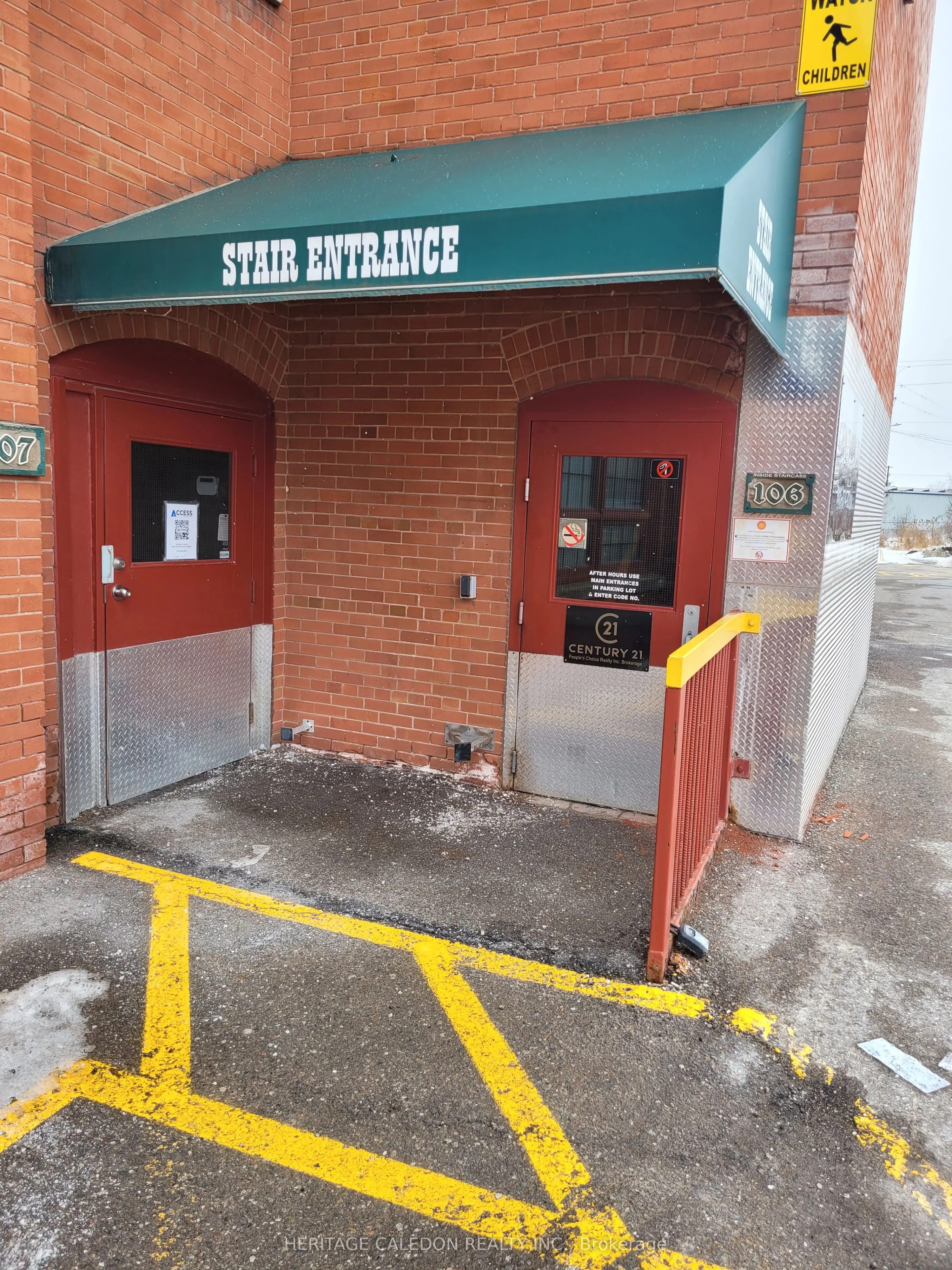 57 Mill Street N, #106