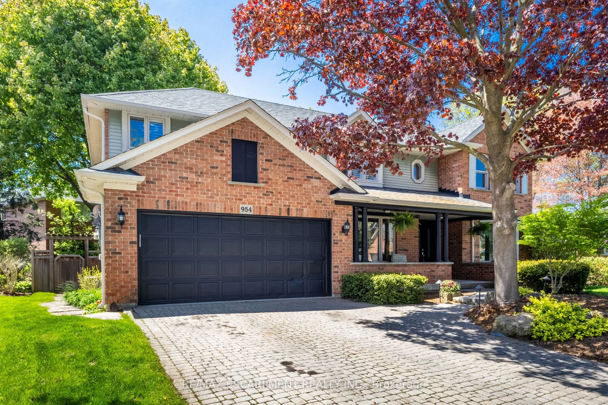954 Wintergreen Place