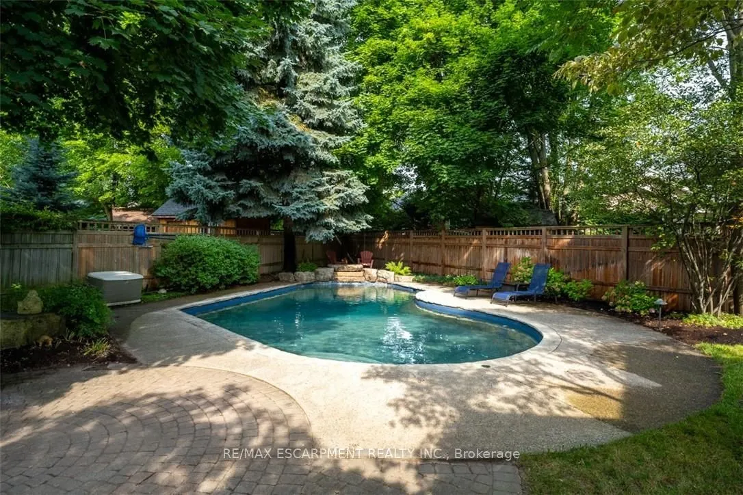 954 Wintergreen Place