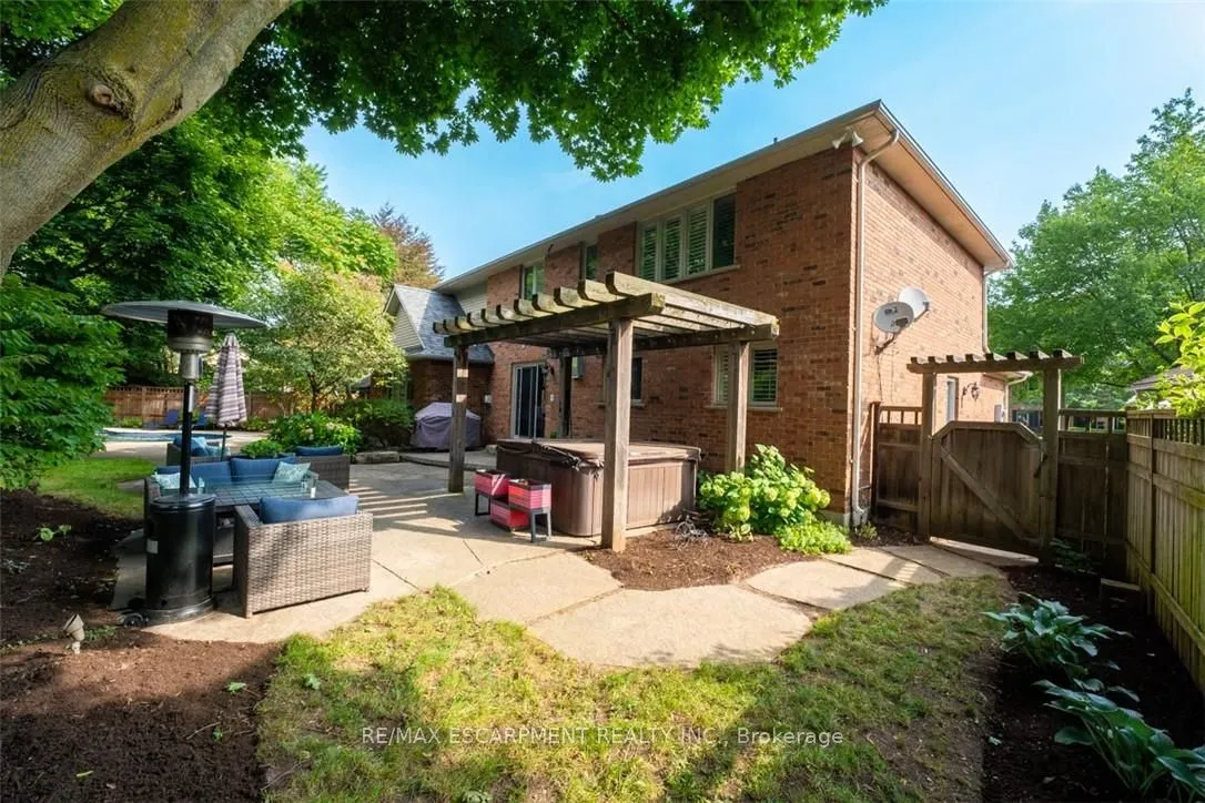 954 Wintergreen Place
