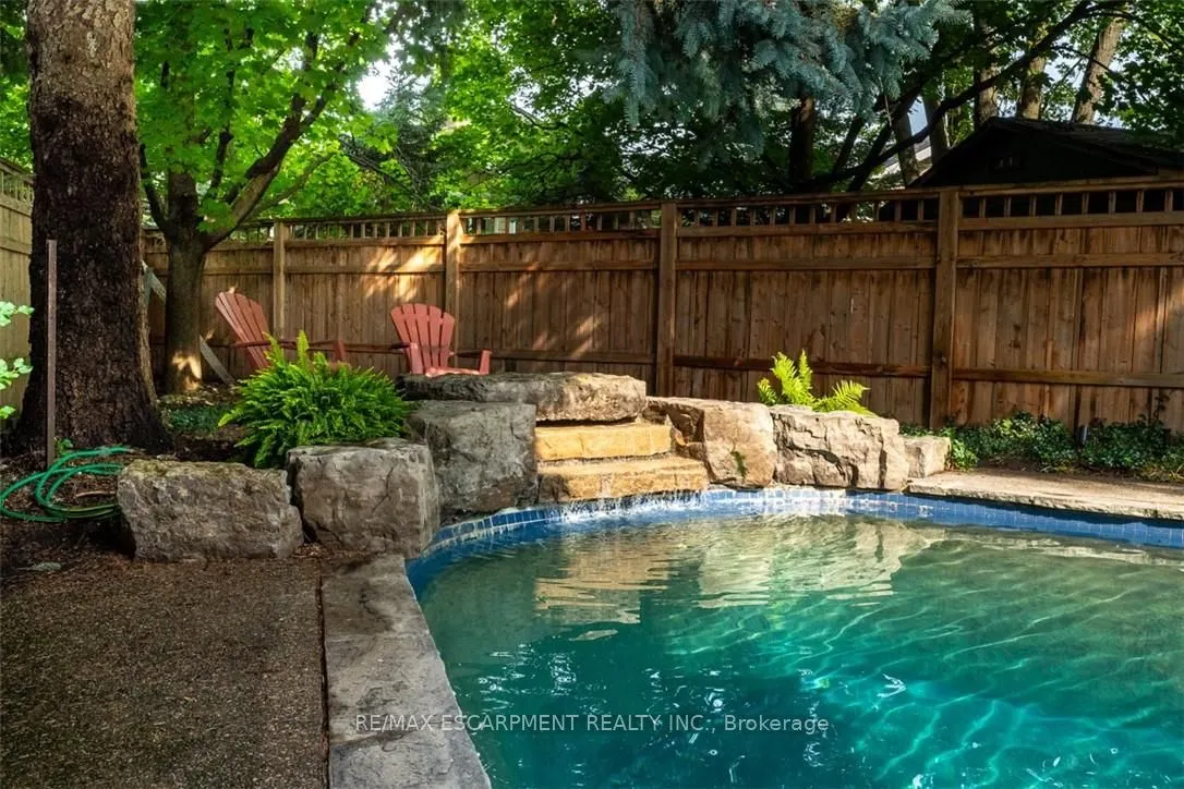 954 Wintergreen Place