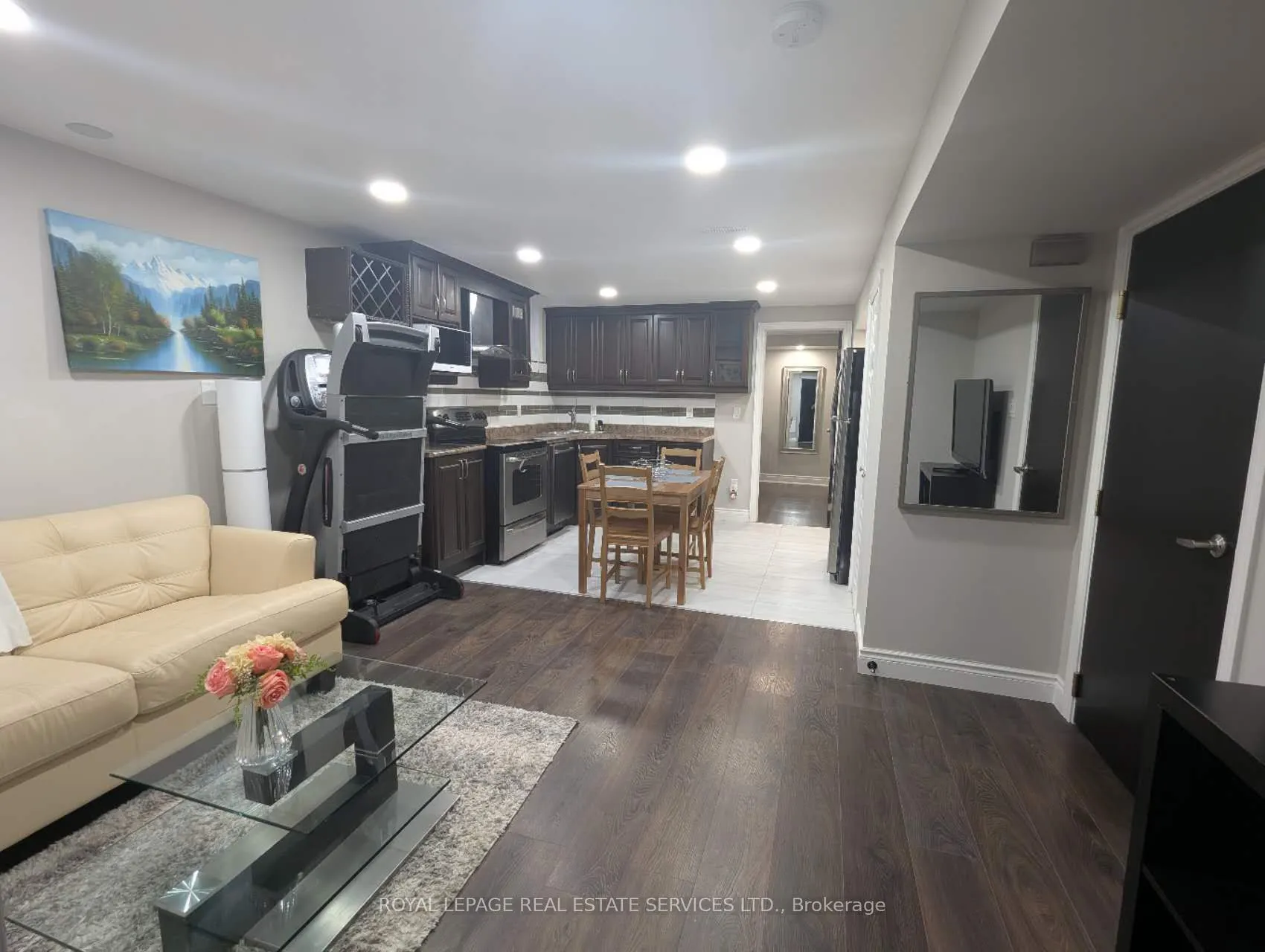 6057 Leeside Crescent, #Basement