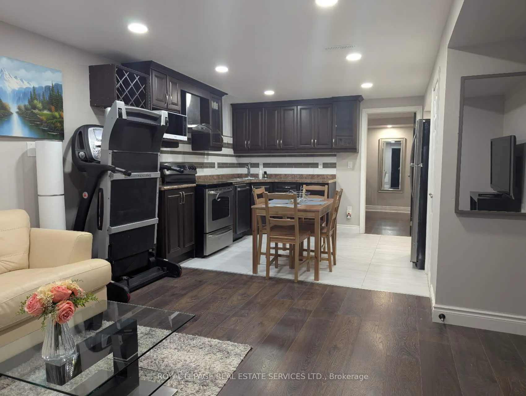 6057 Leeside Crescent, #Basement