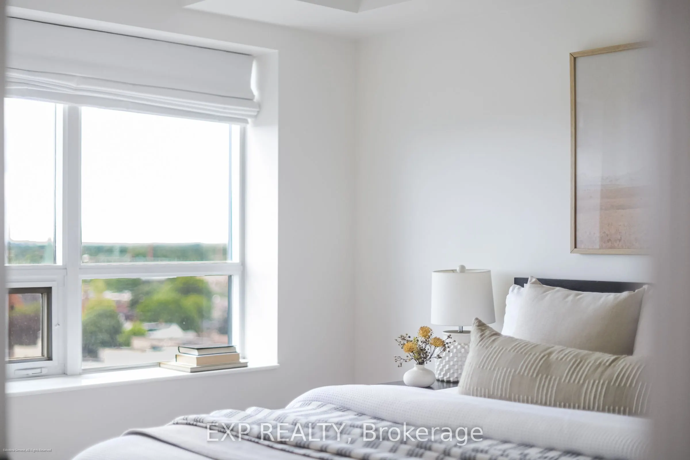 60 Heintzman Street, #1322