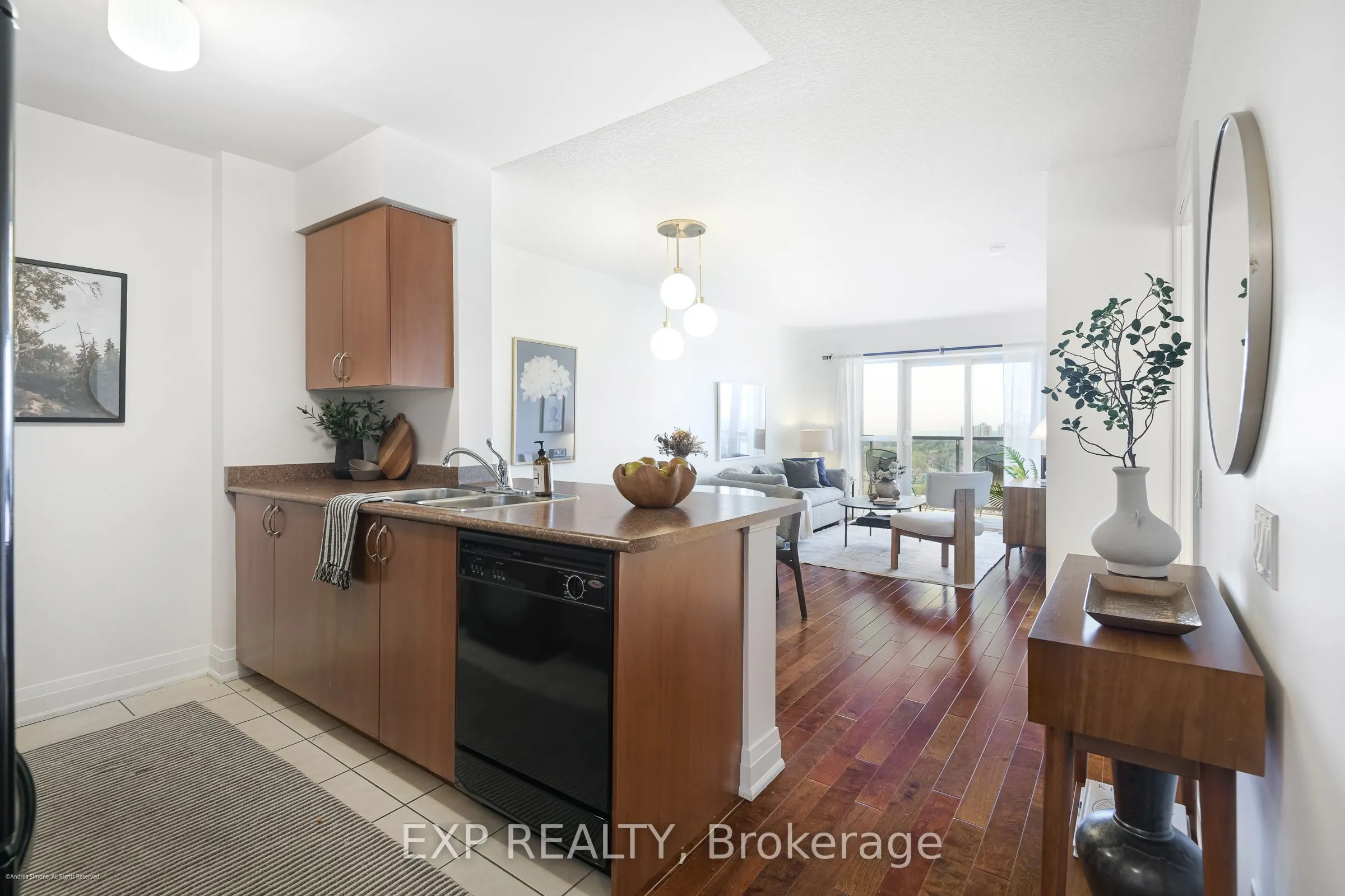 60 Heintzman Street, #1322