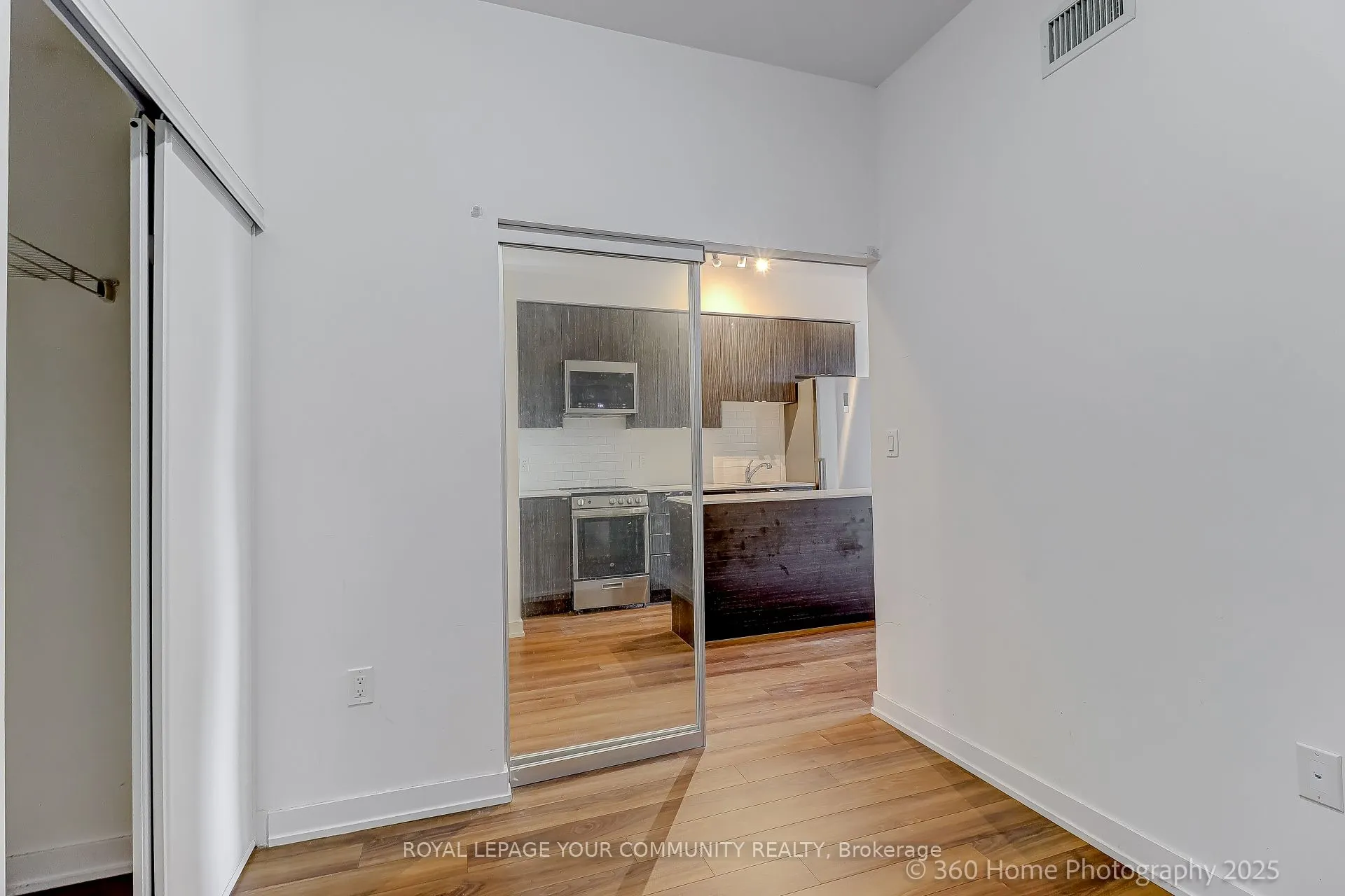 2433 Dufferin Street, #506