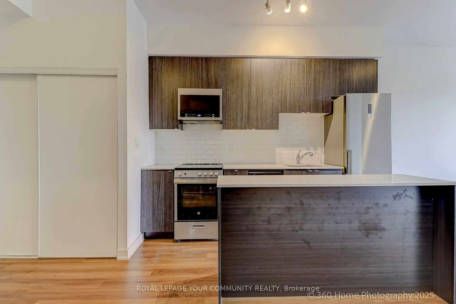 2433 Dufferin Street, #506