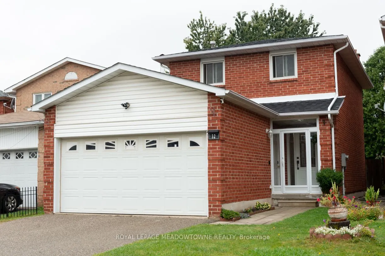 32 Clarridge Court