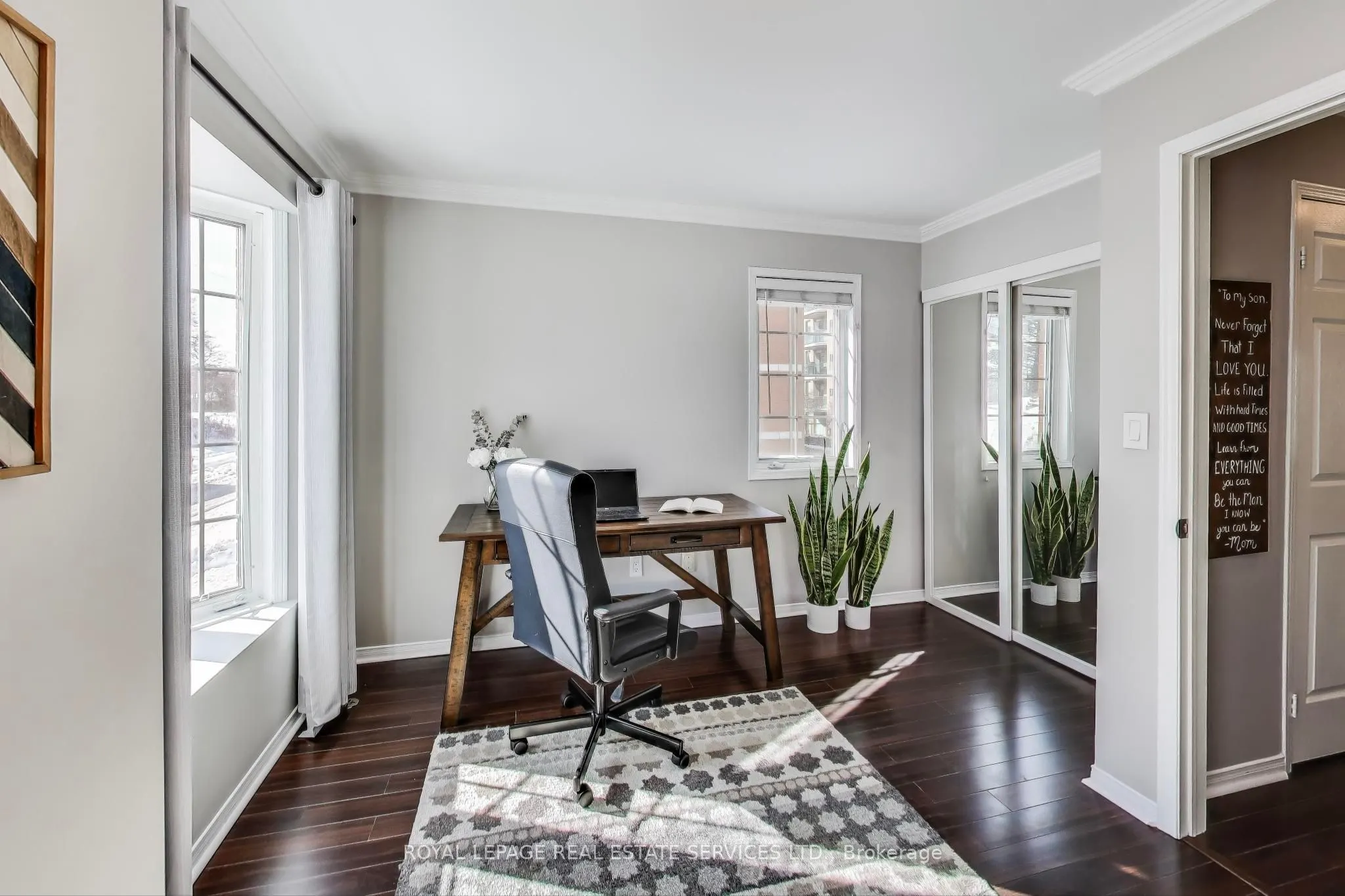 210 Manitoba Street, #10