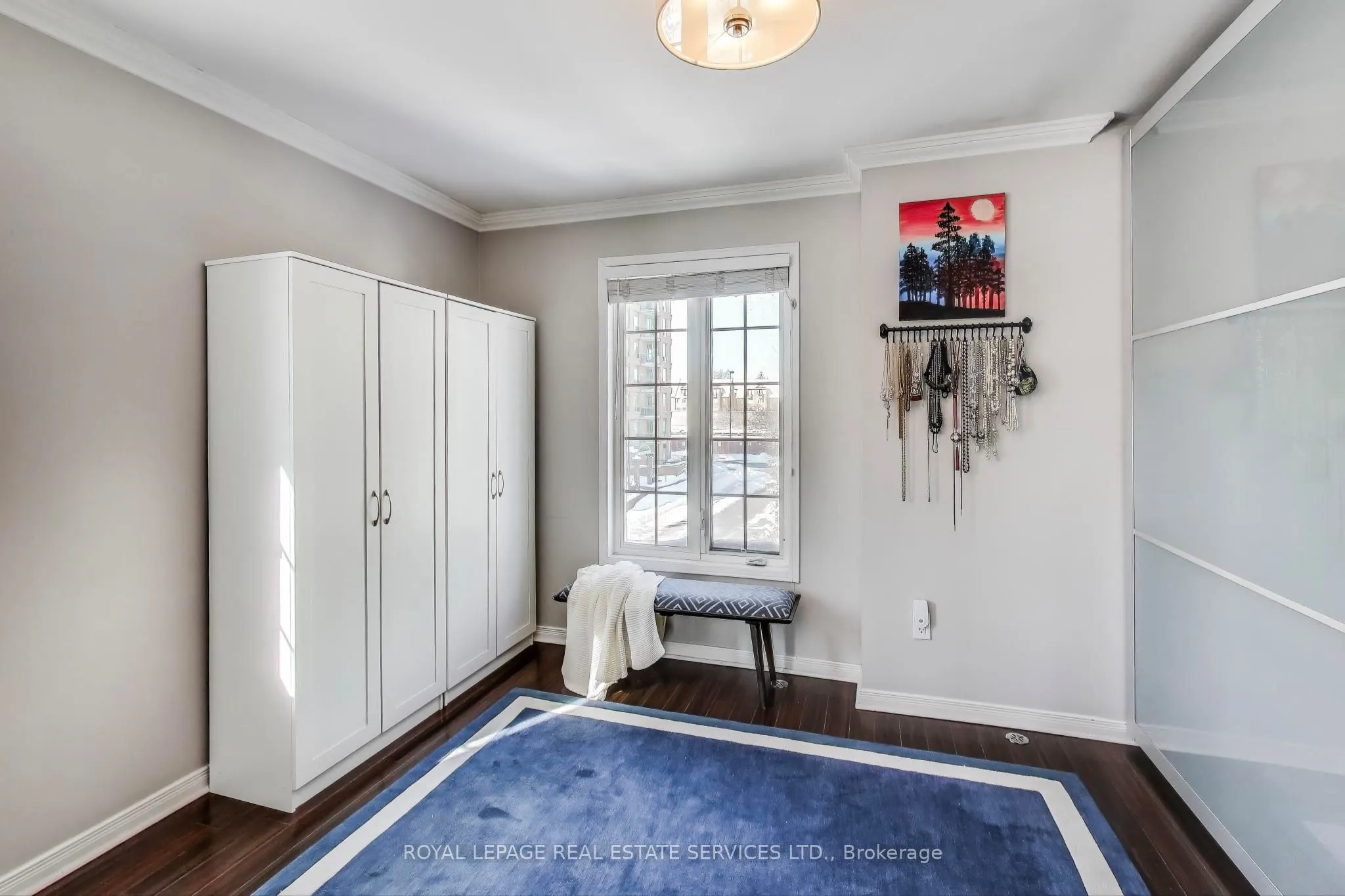 210 Manitoba Street, #10