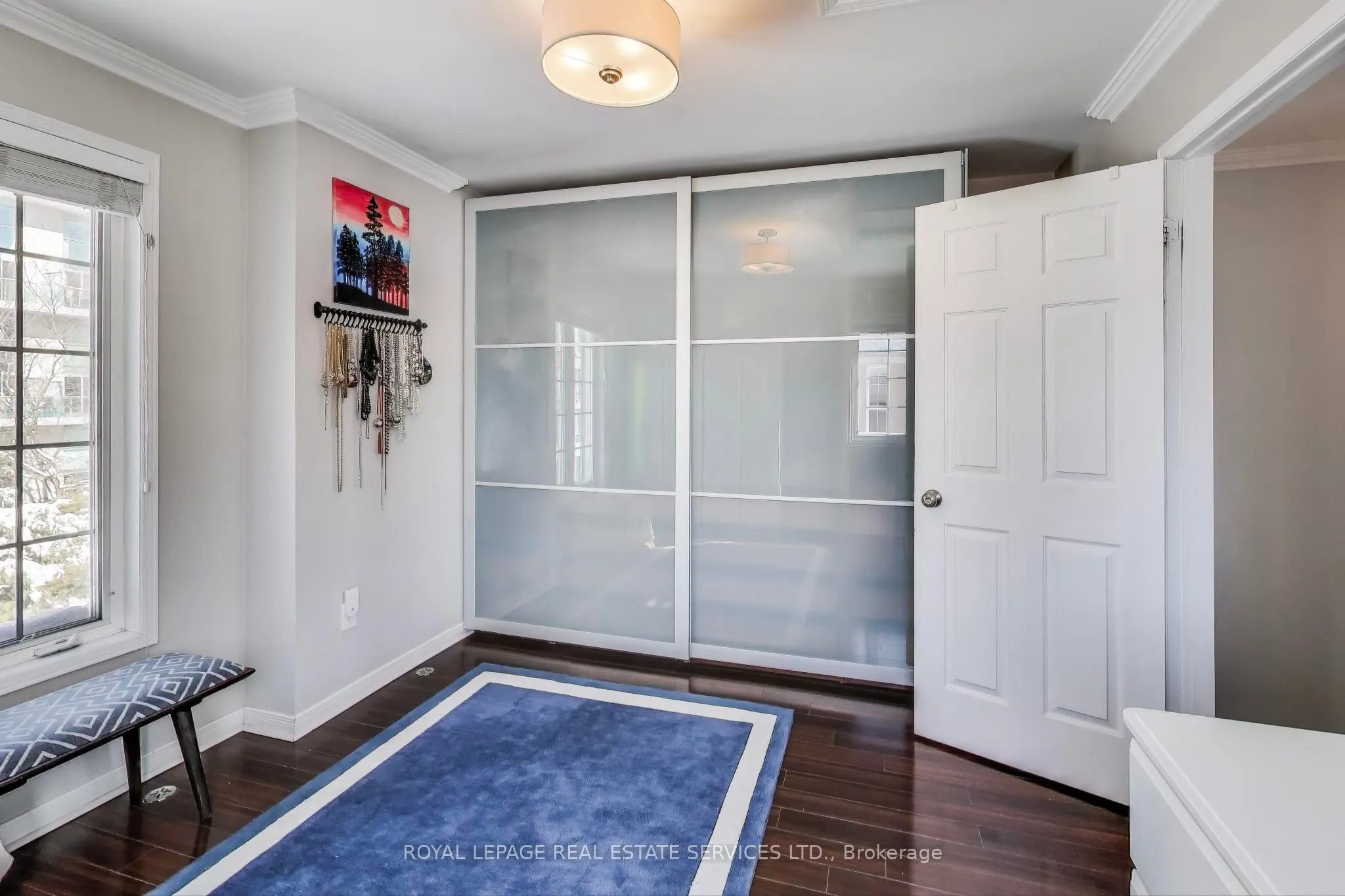 210 Manitoba Street, #10