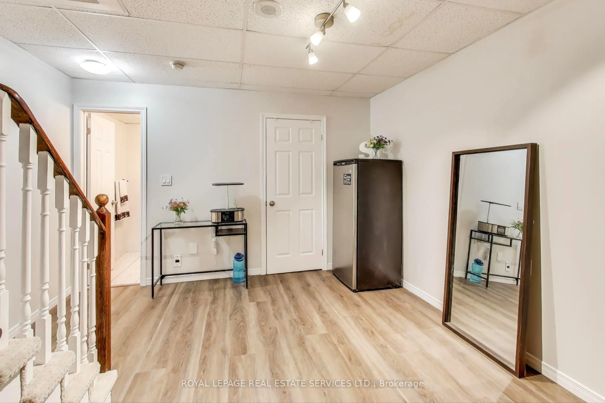 210 Manitoba Street, #10