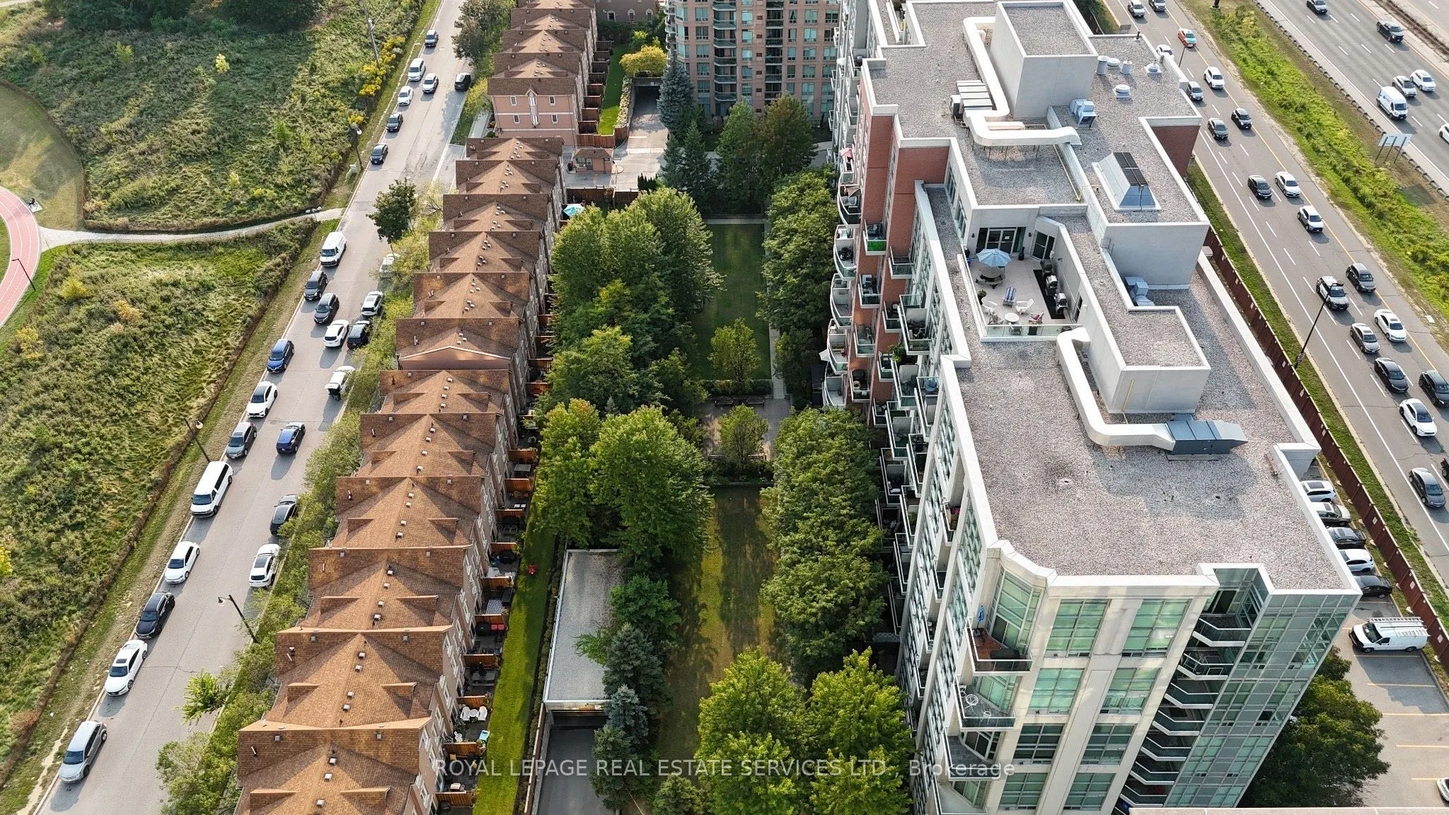 210 Manitoba Street, #10