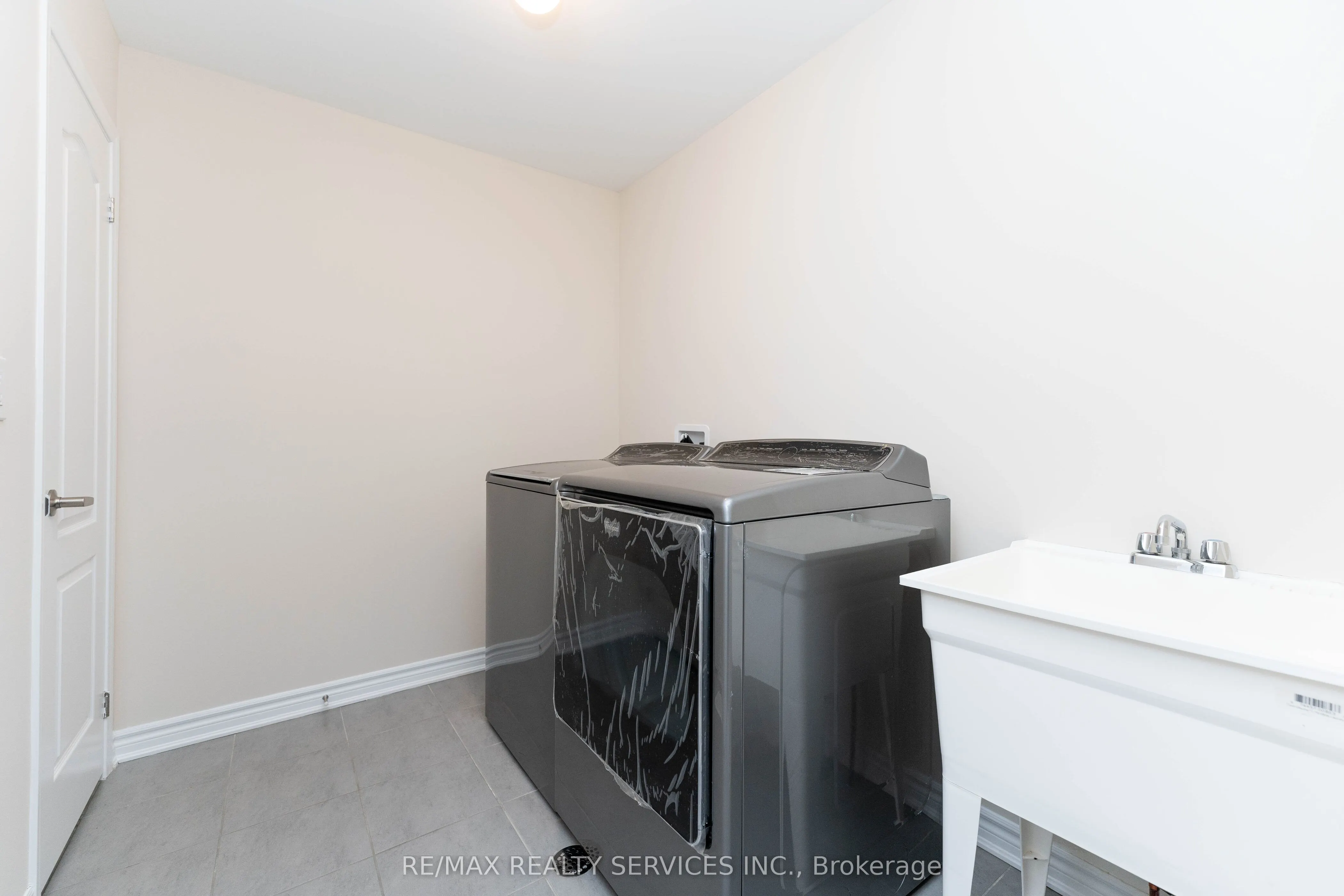 29 Circus Crescent N