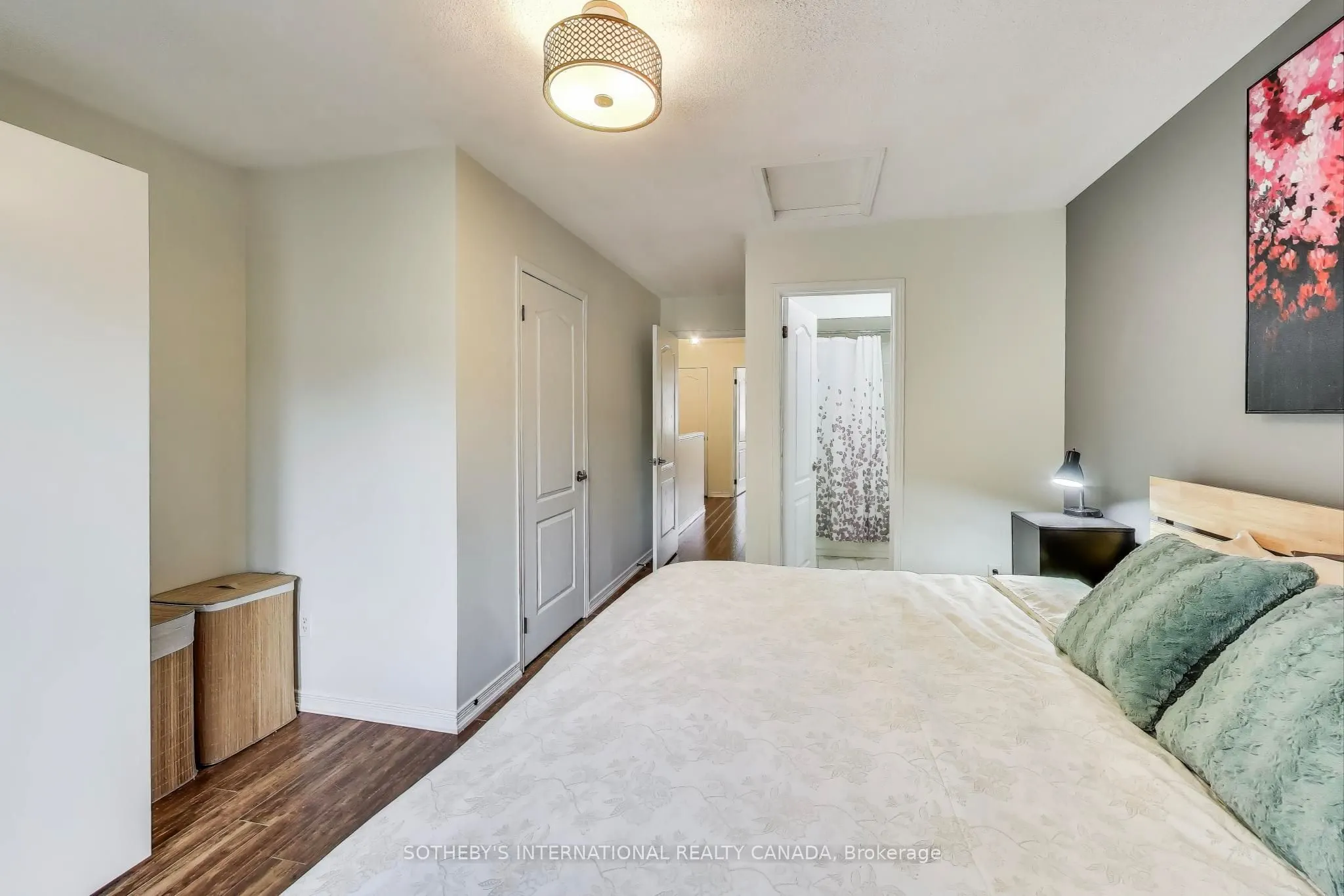 435 Hensall Circle, #17