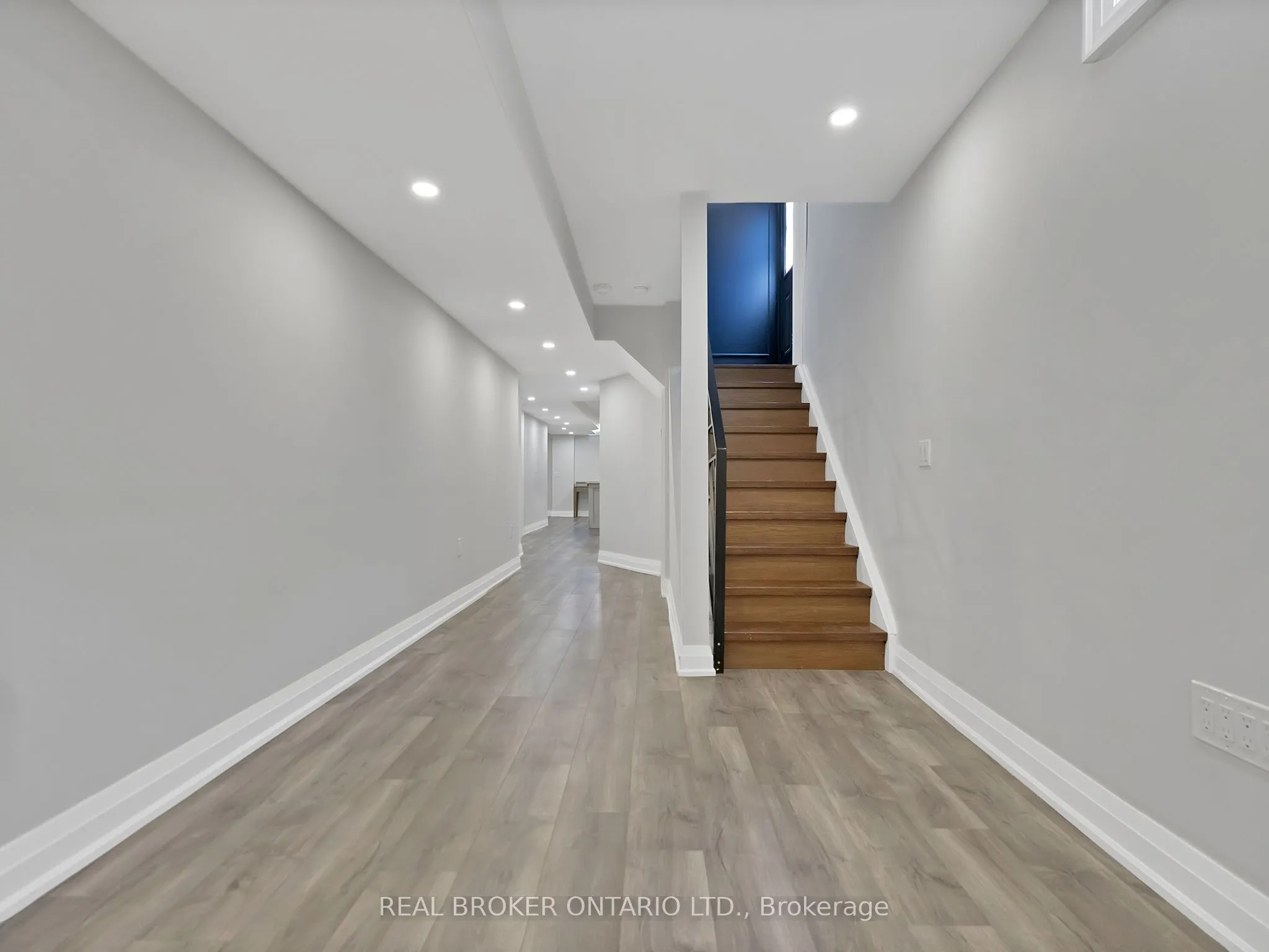 7 Maple Trail Road