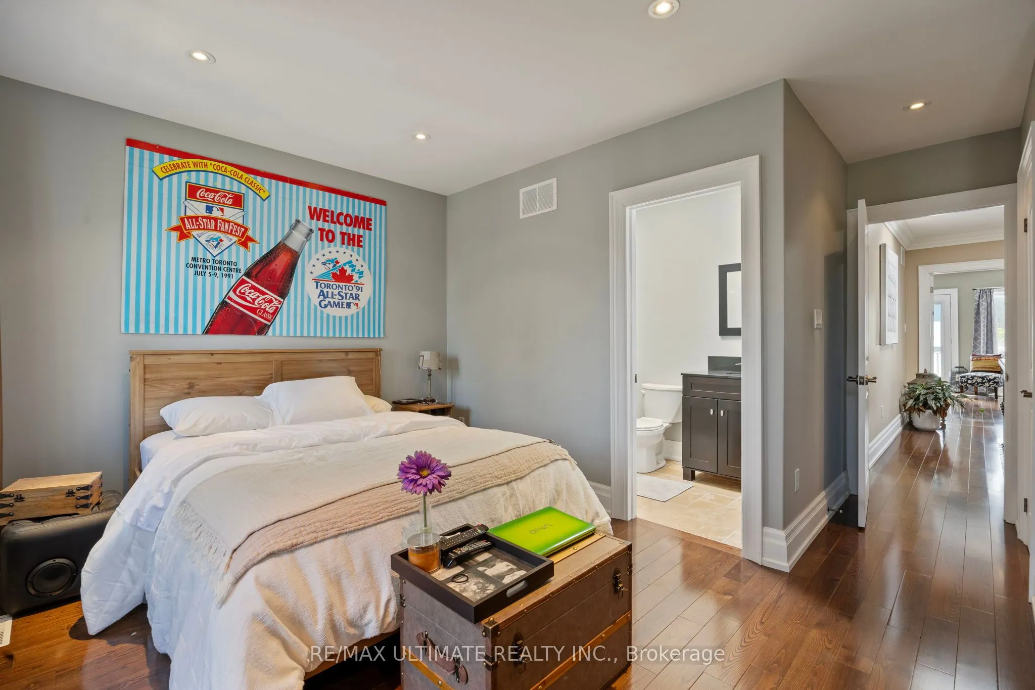 23 Seneca Avenue